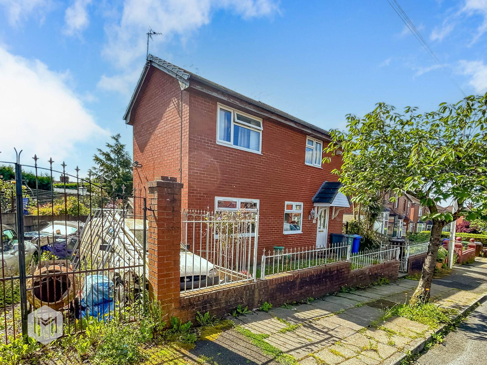 Fourth Avenue, Bury, BL9, photo 2