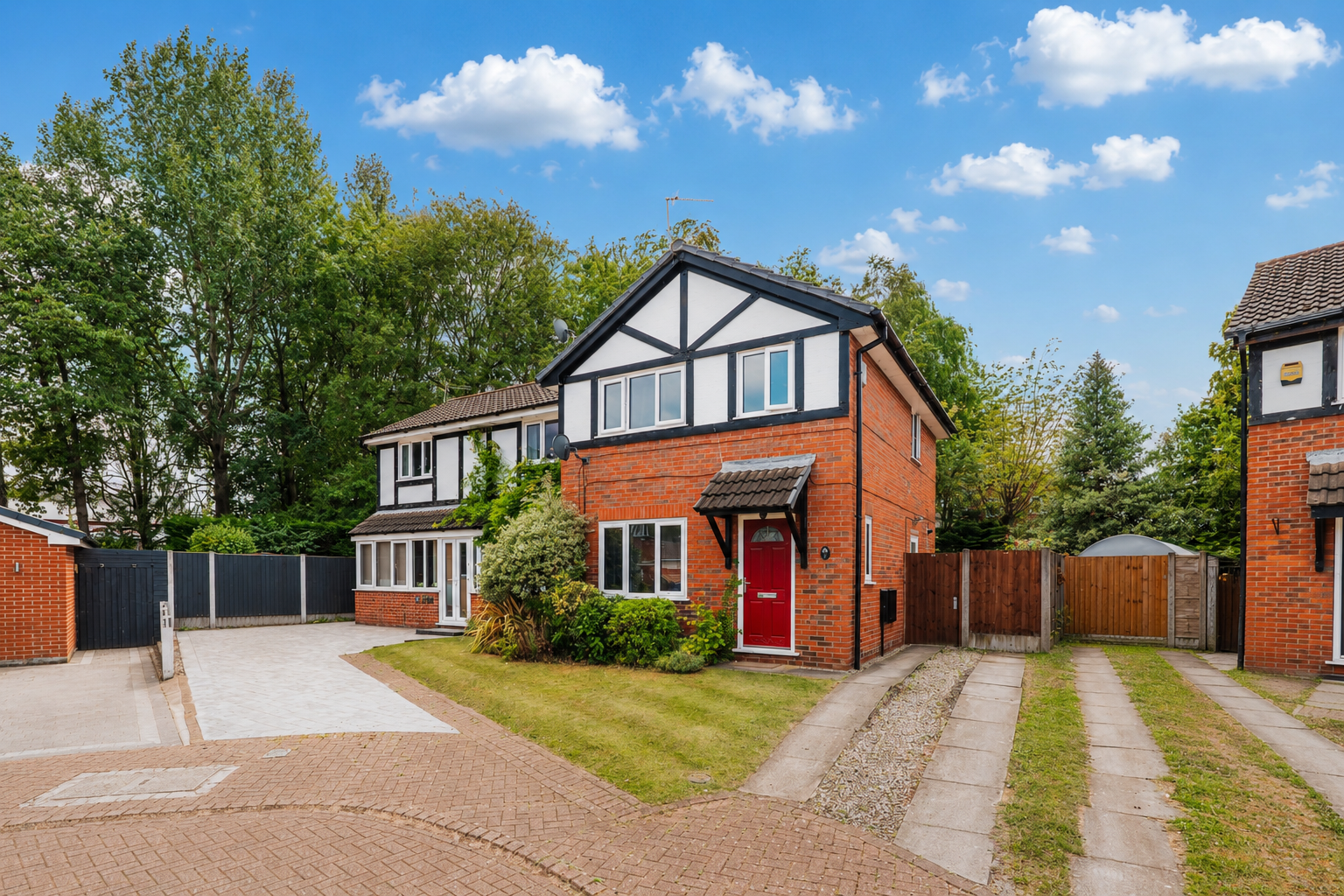 Landore Close, Radcliffe, M26