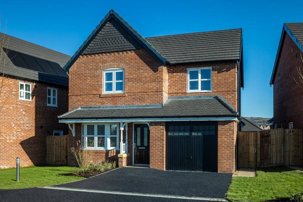 Rivington Park, Locomotive Way, BL6