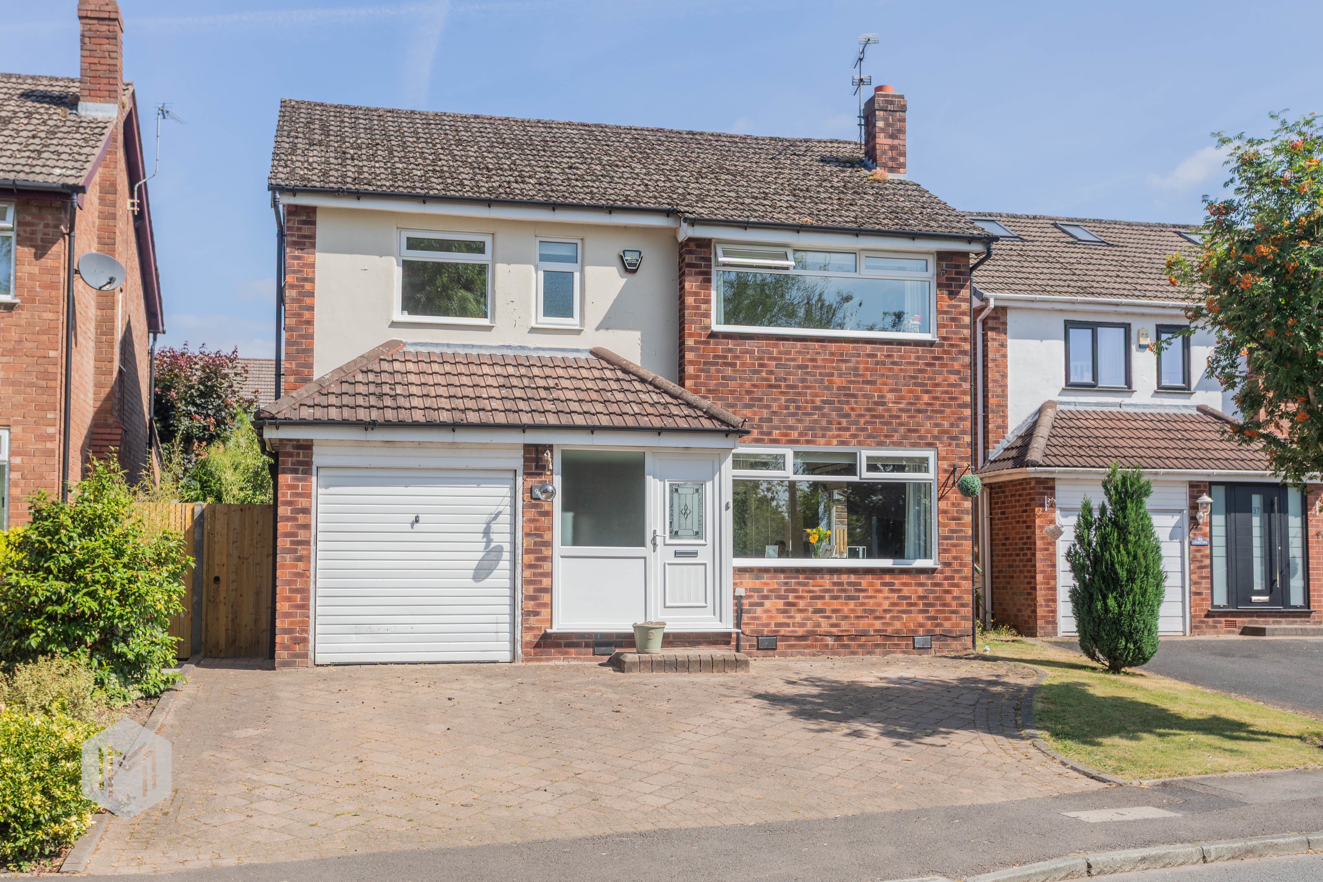 New Lane, Croft, WA3