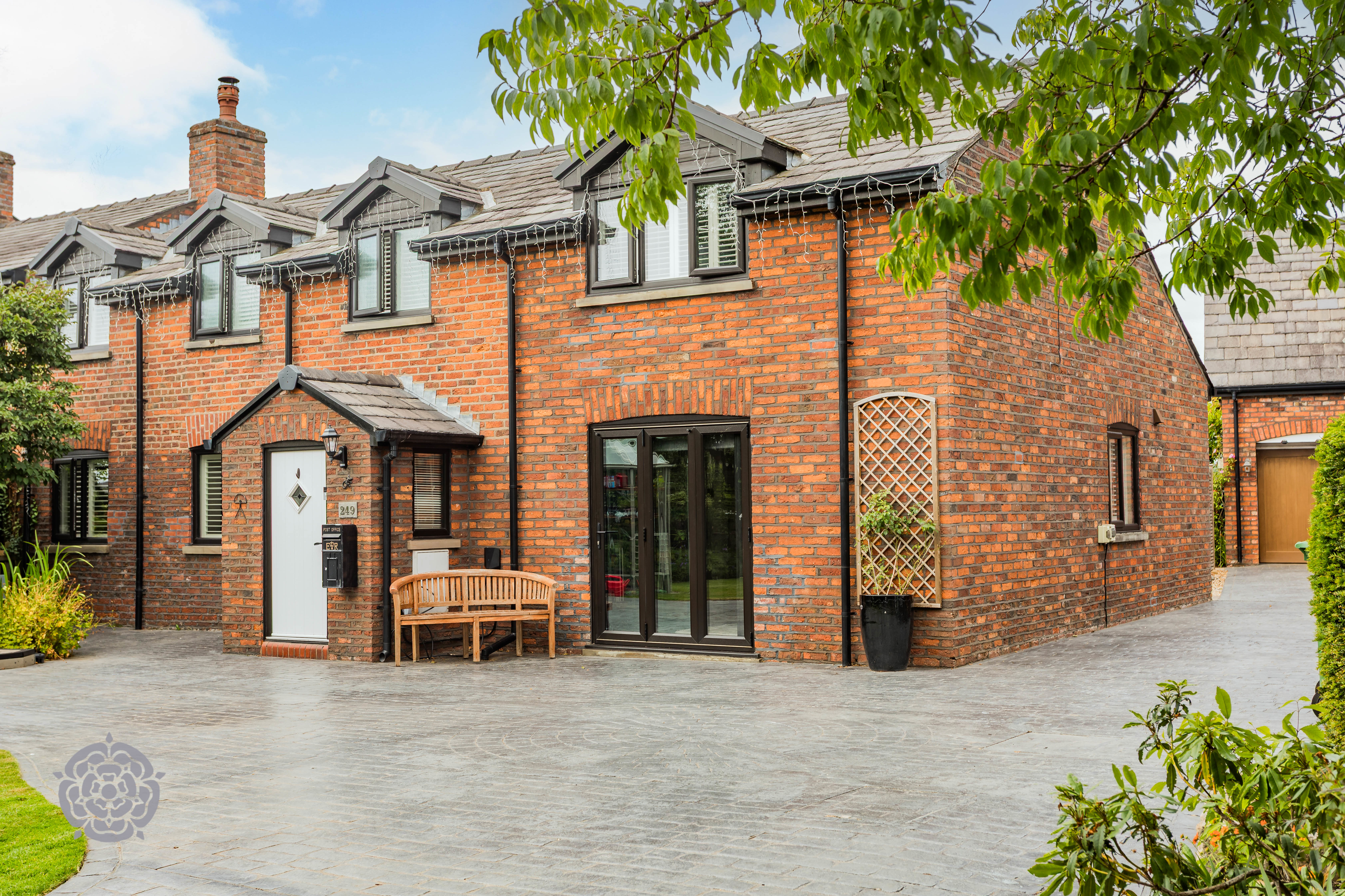 Southworth Lane, Croft, WA3