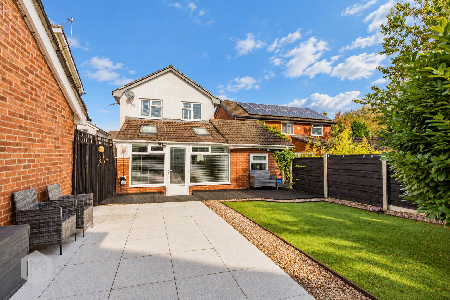 Sunny Suburban Garden Retreat