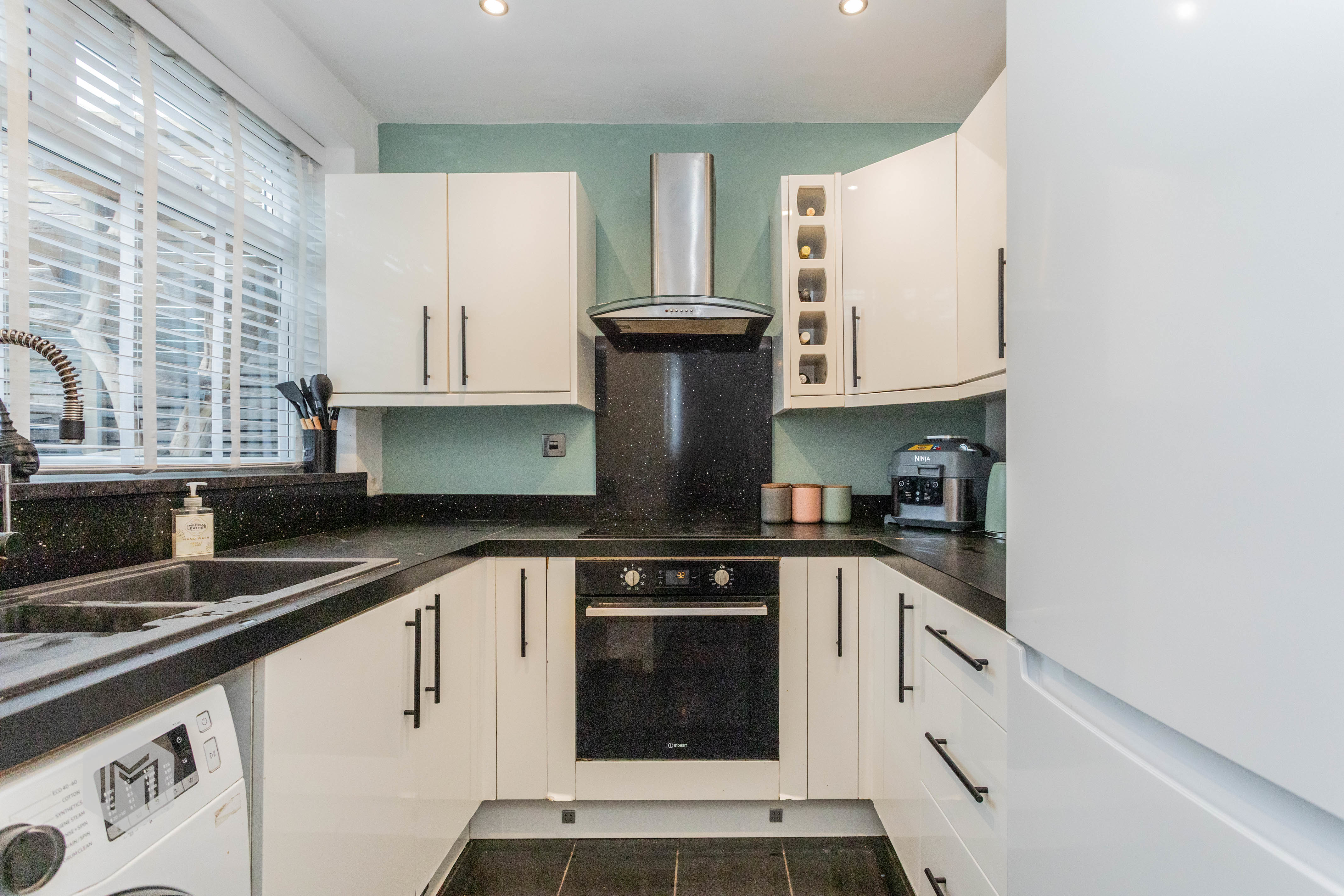 Hertford Drive, Tyldesley, M29, photo 8