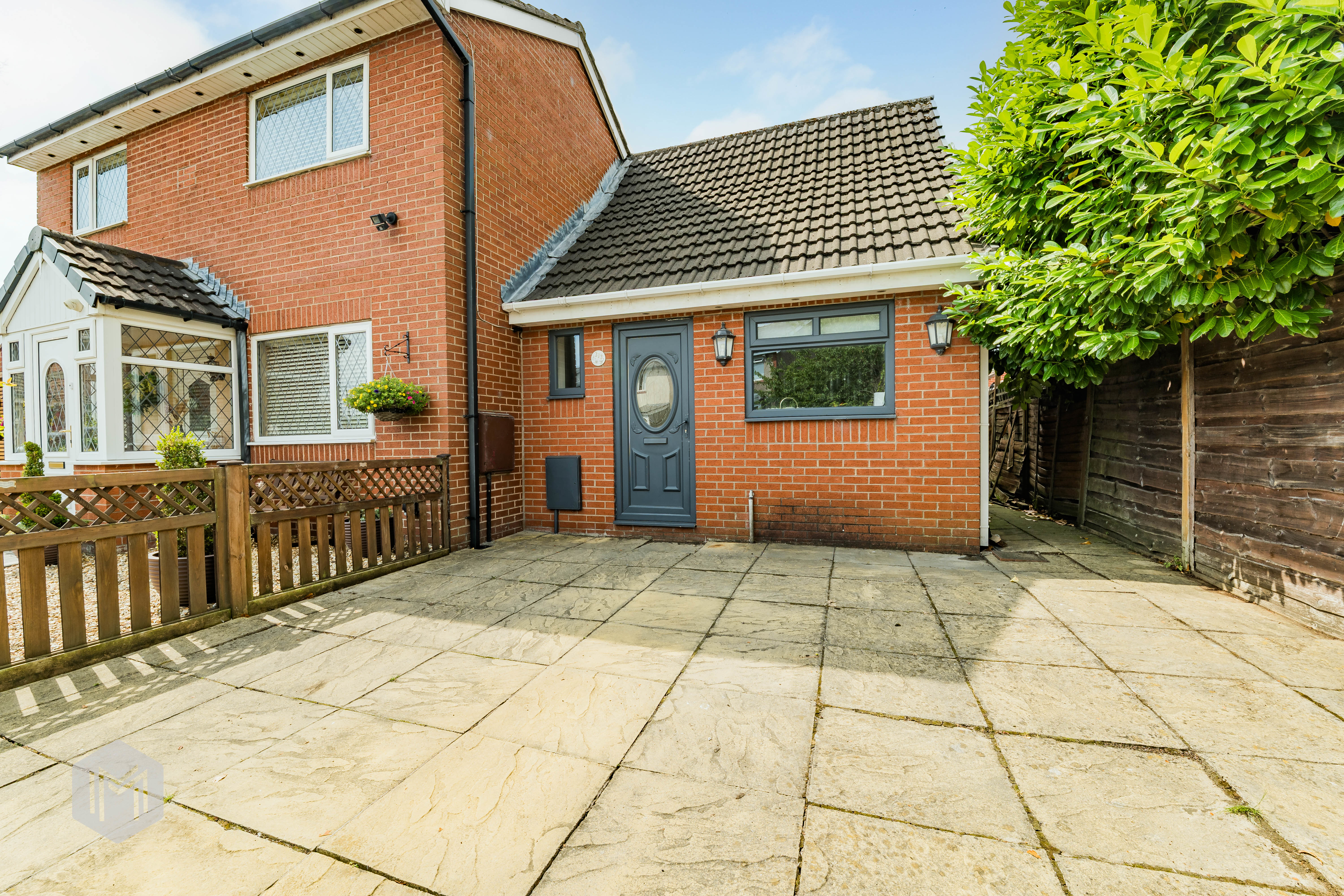 Lever Street, Radcliffe, M26