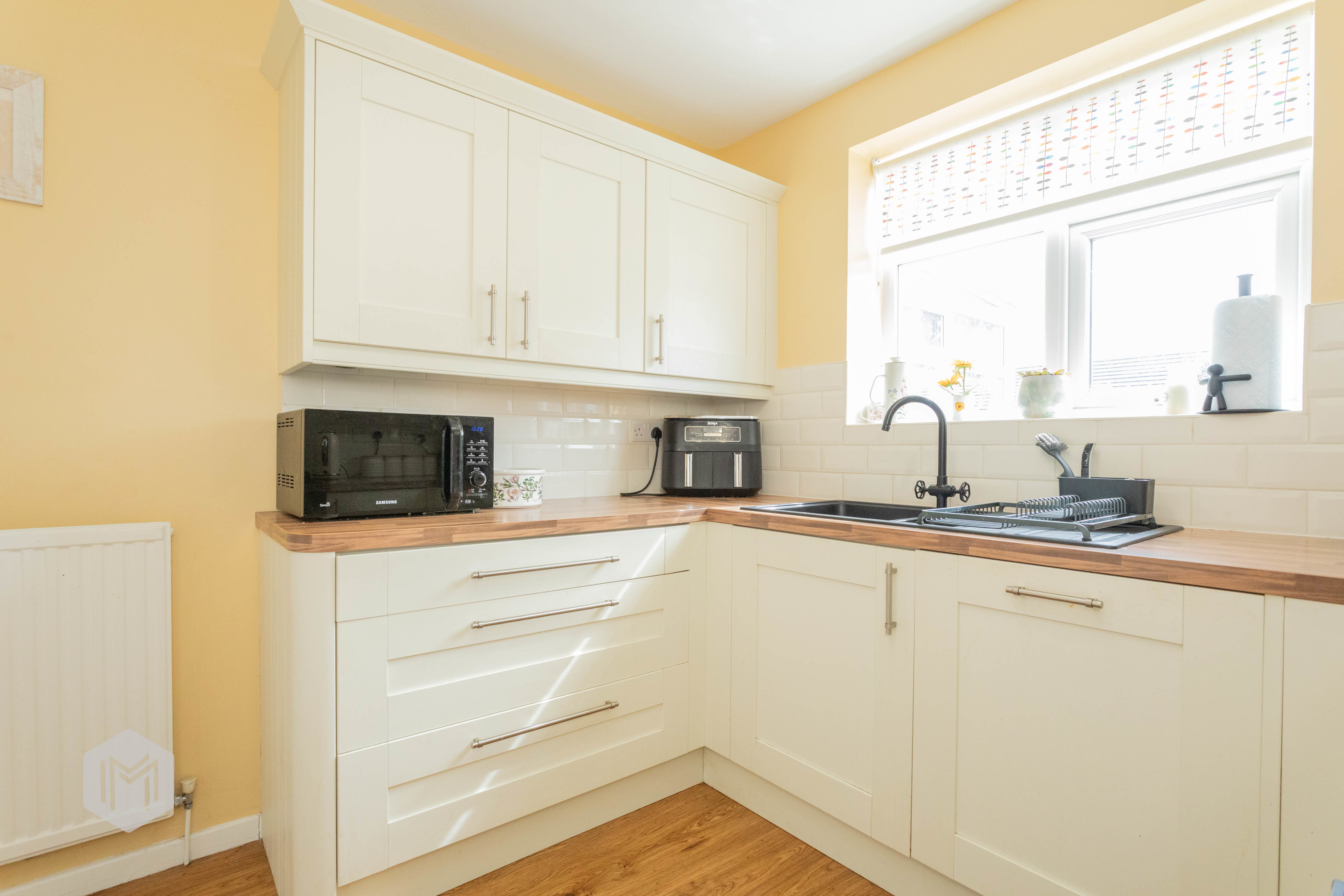Everard Close, Worsley, M28, photo 8