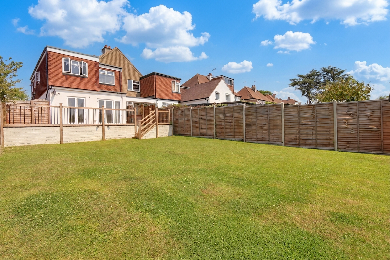 The Glade, Epsom, KT17, photo 22