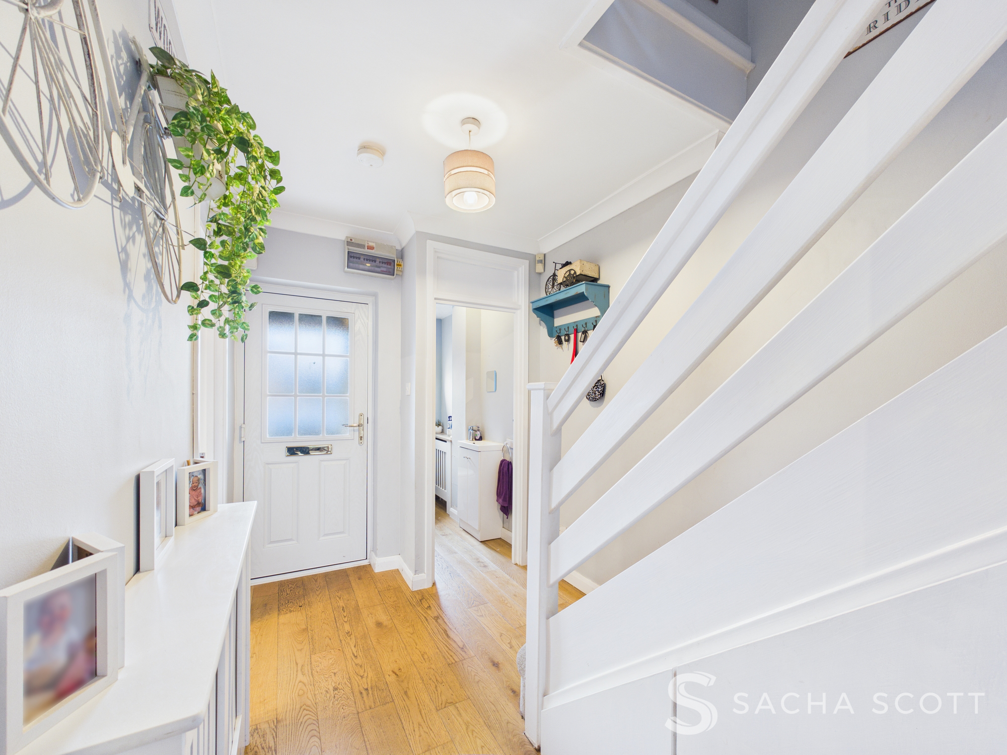 Four Bedroom Terraced Family Home, Lower Dunnymans, Banstead, SM7, photo 25