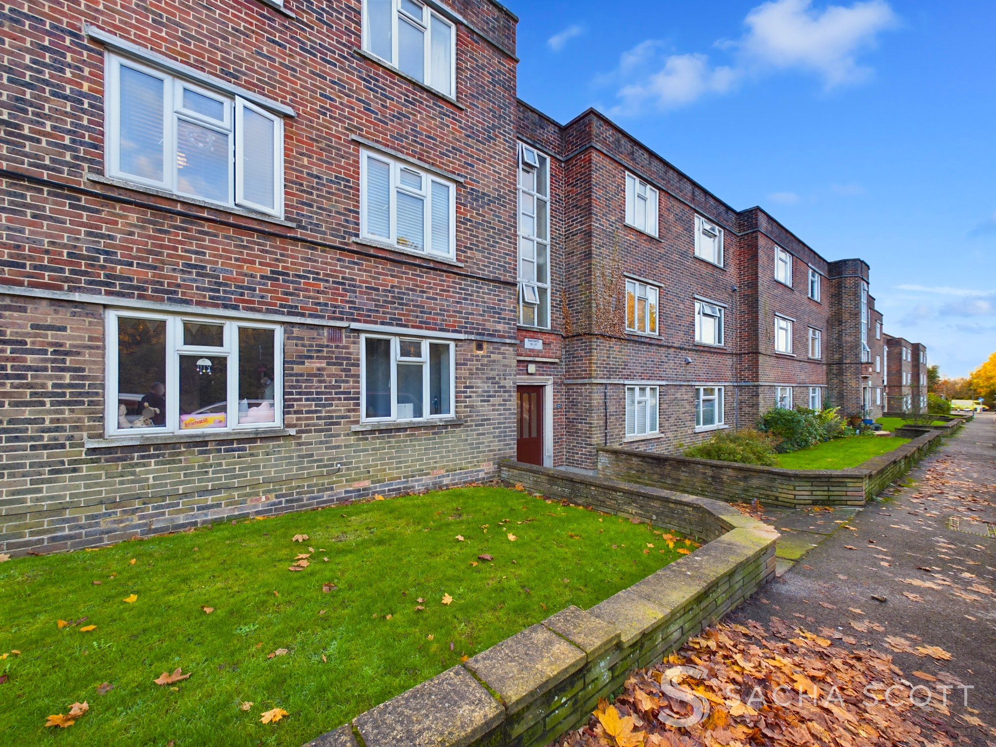 Eastgate, Banstead, SM7