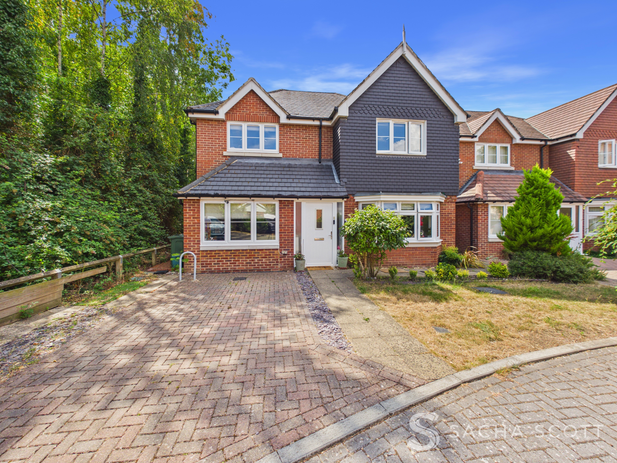 Rona Maclean Close, Epsom, KT19