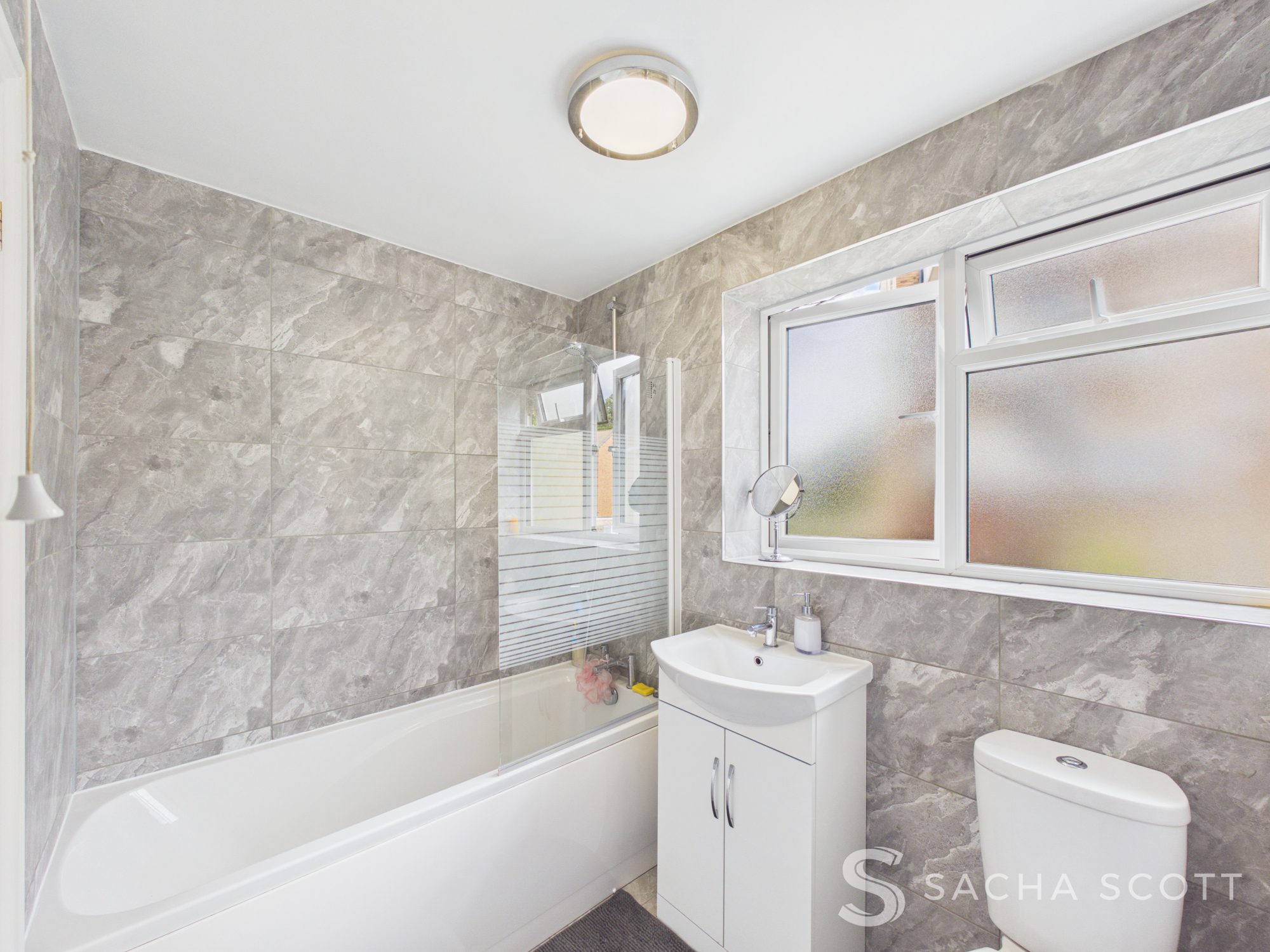 Garrison Lane, Chessington, KT9, photo 13