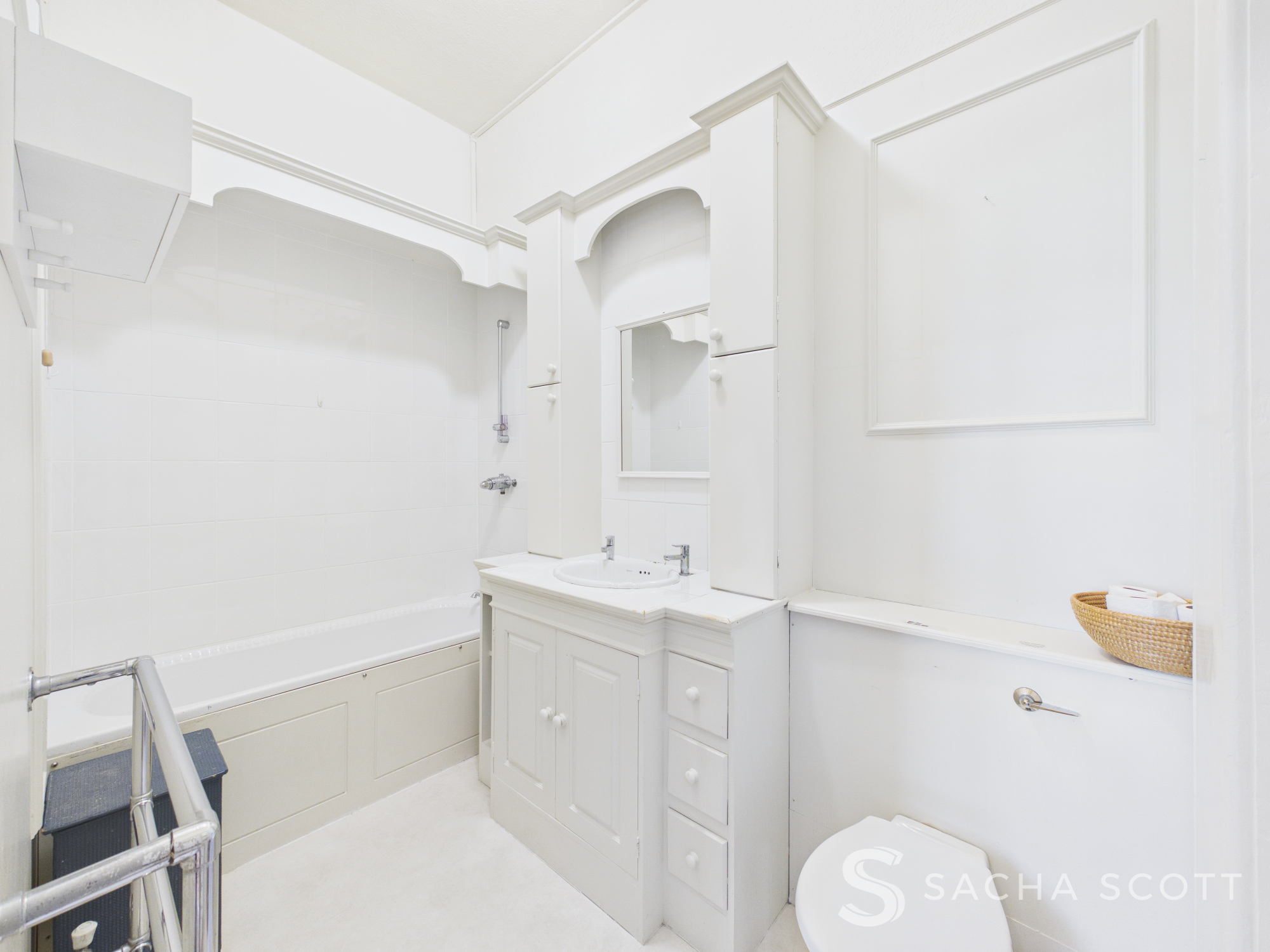 The Grove, Epsom, KT17, photo 12