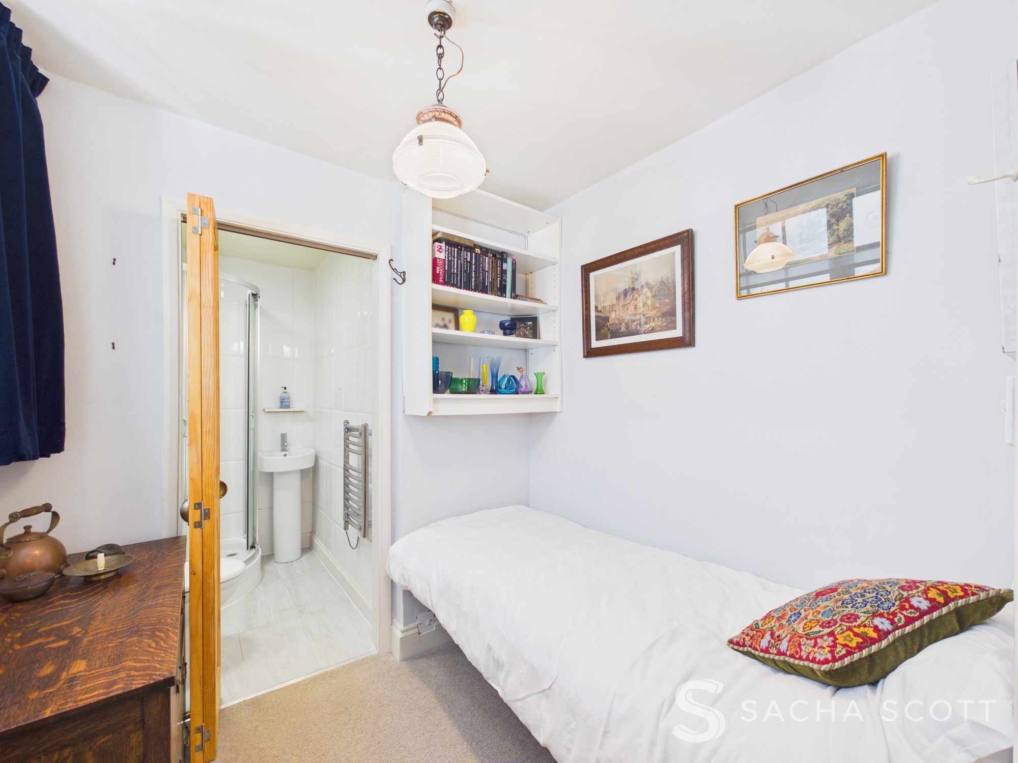 The Grove, Epsom, KT17, photo 14