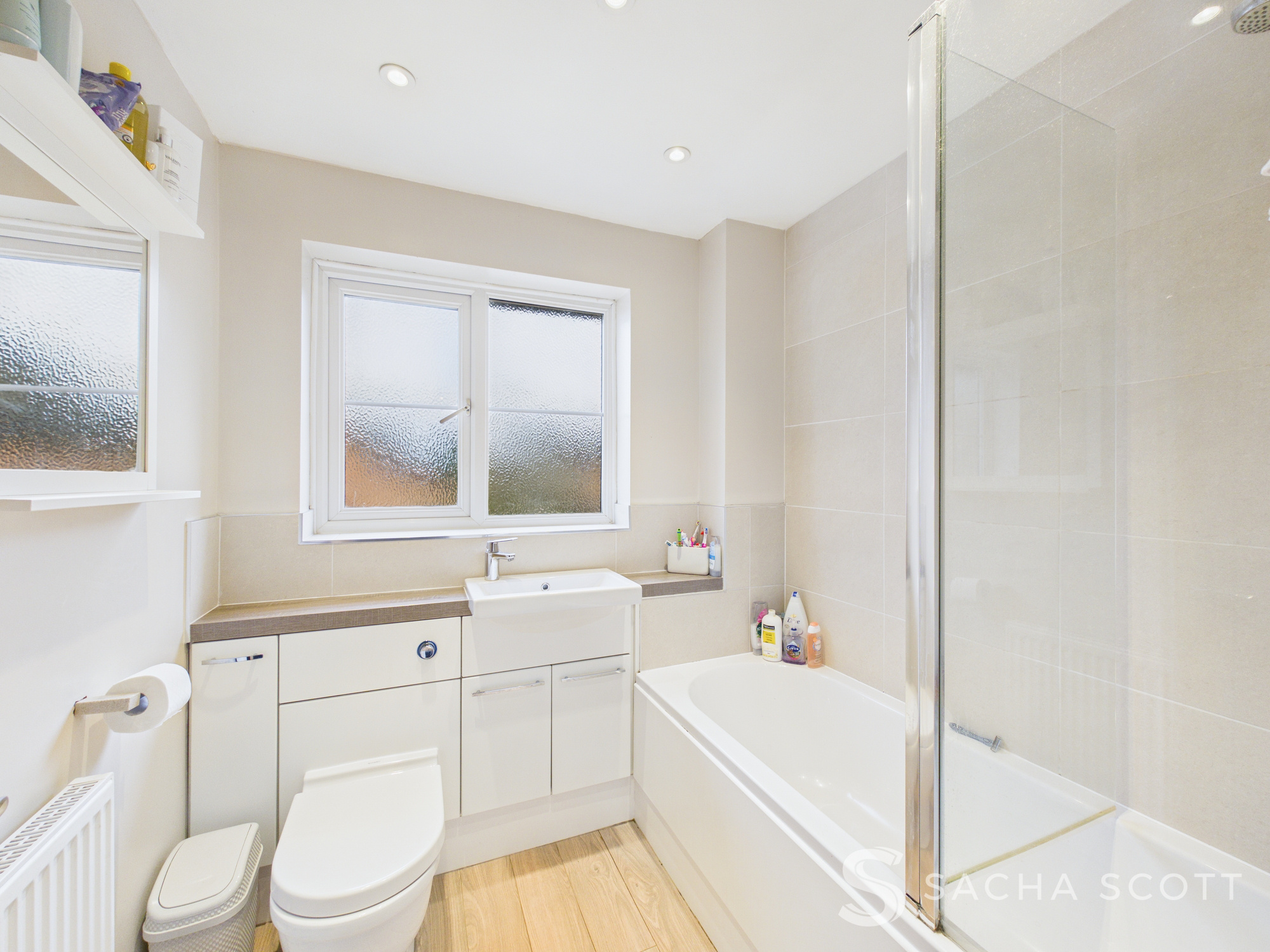 Four Bedroom Terraced Family Home, Lower Dunnymans, Banstead, SM7, photo 5