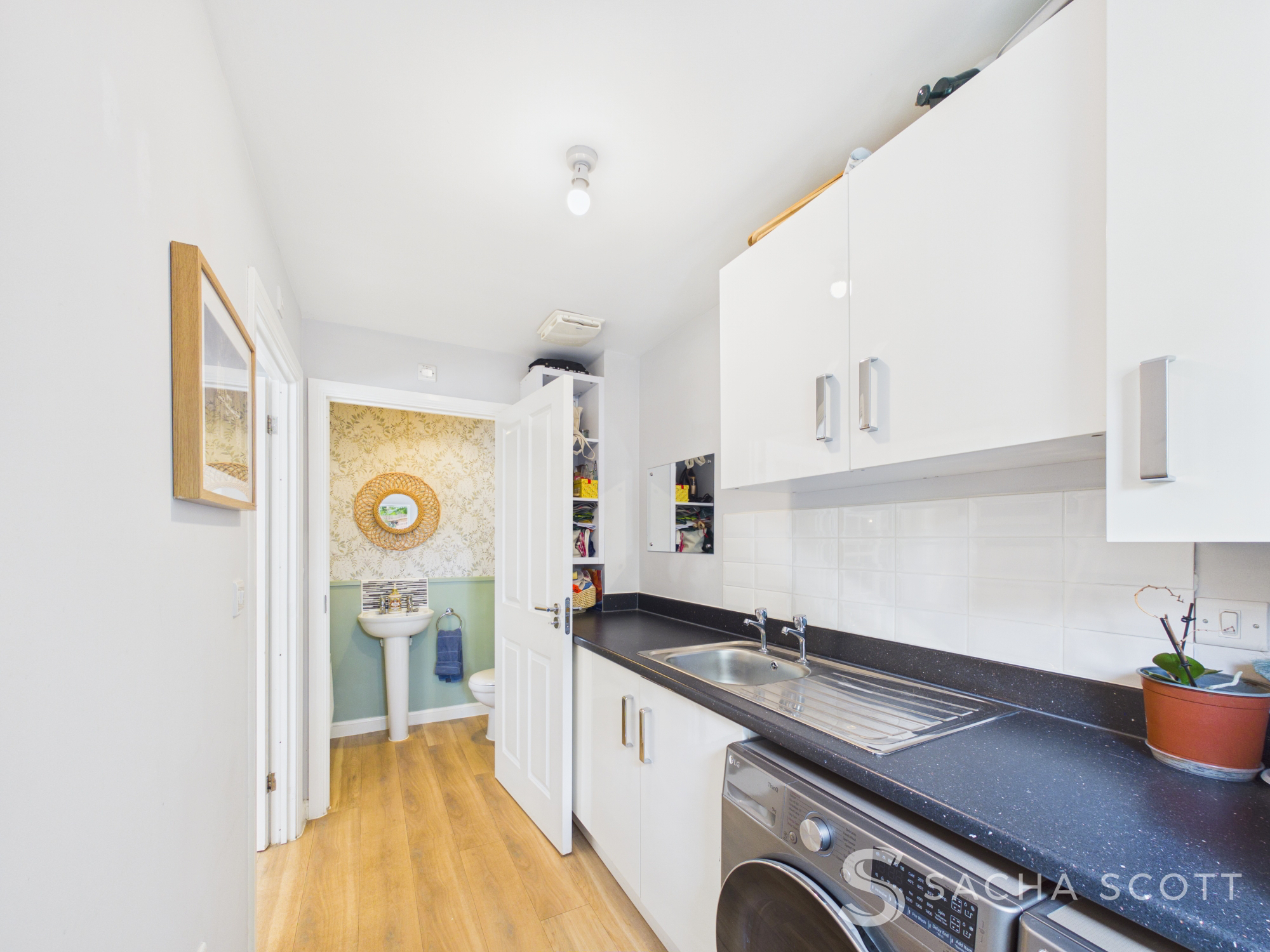 Rona Maclean Close, Epsom, KT19, photo 12