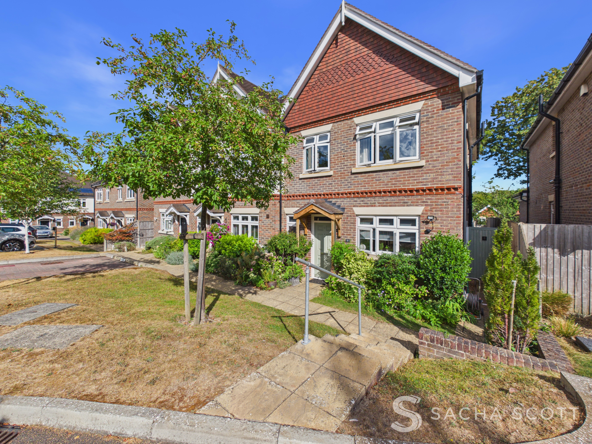 Mimosa Close, Epsom, KT17