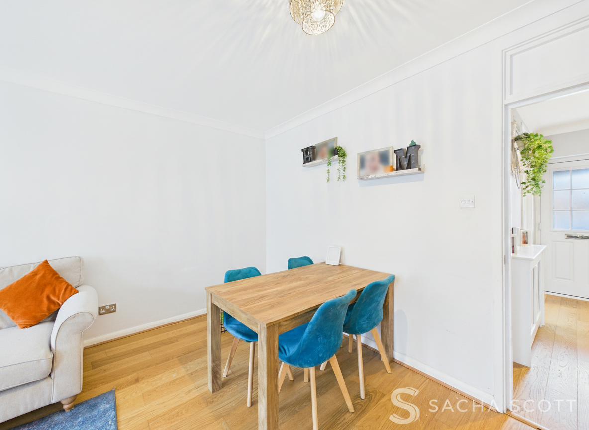 Four Bedroom Terraced Family Home, Lower Dunnymans, Banstead, SM7, photo 11