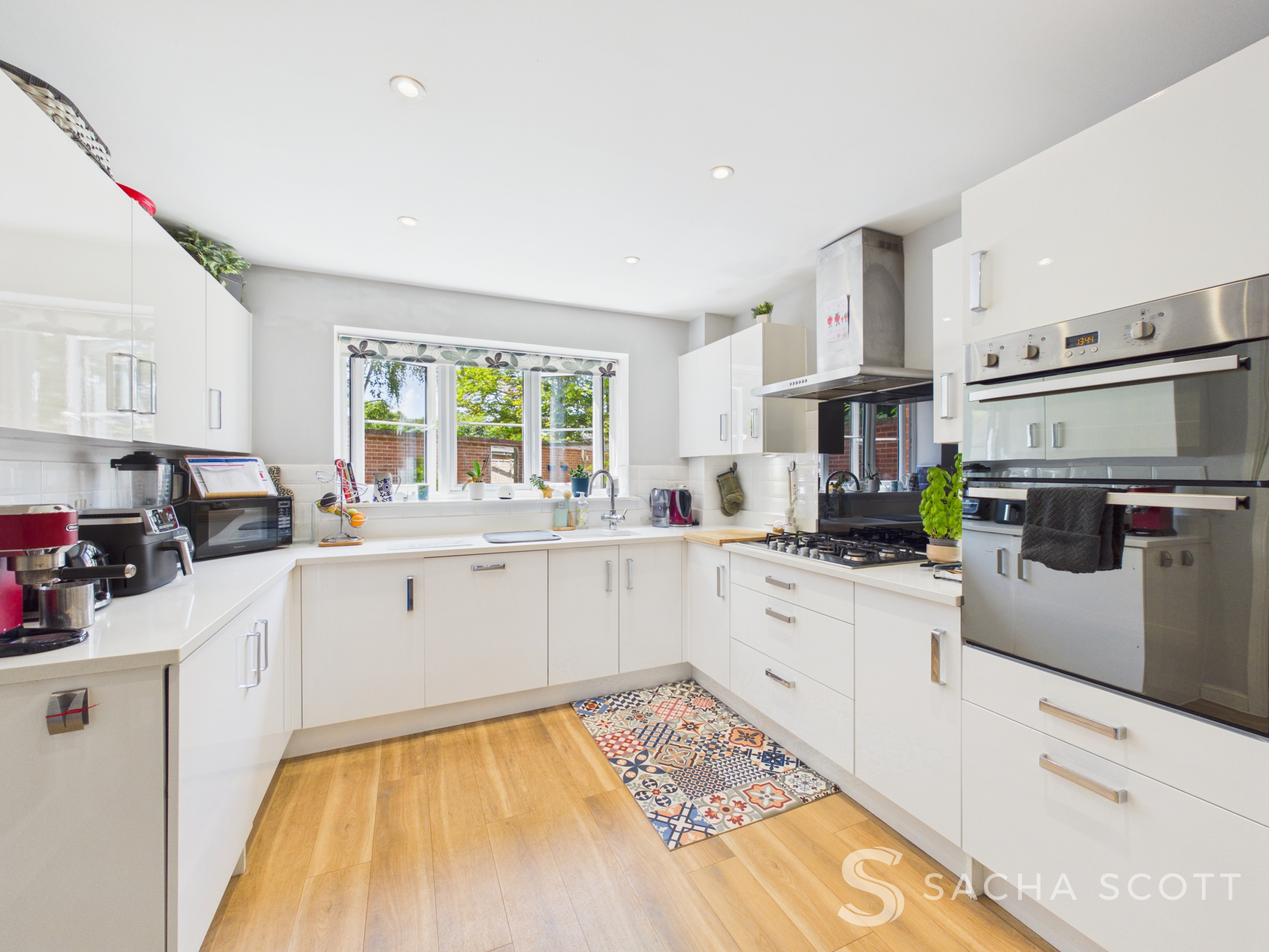 Rona Maclean Close, Epsom, KT19, photo 3
