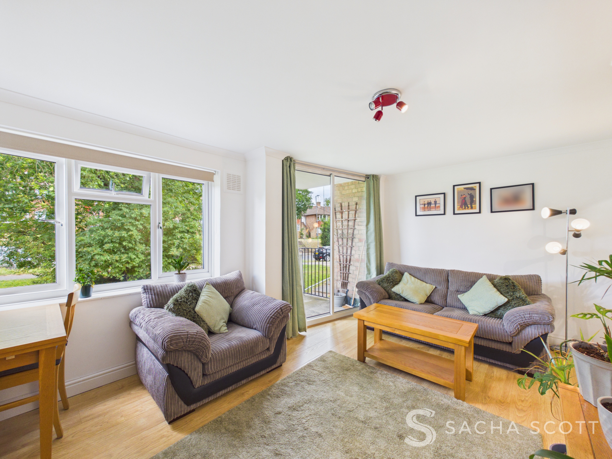 Garrison Lane, Chessington, KT9