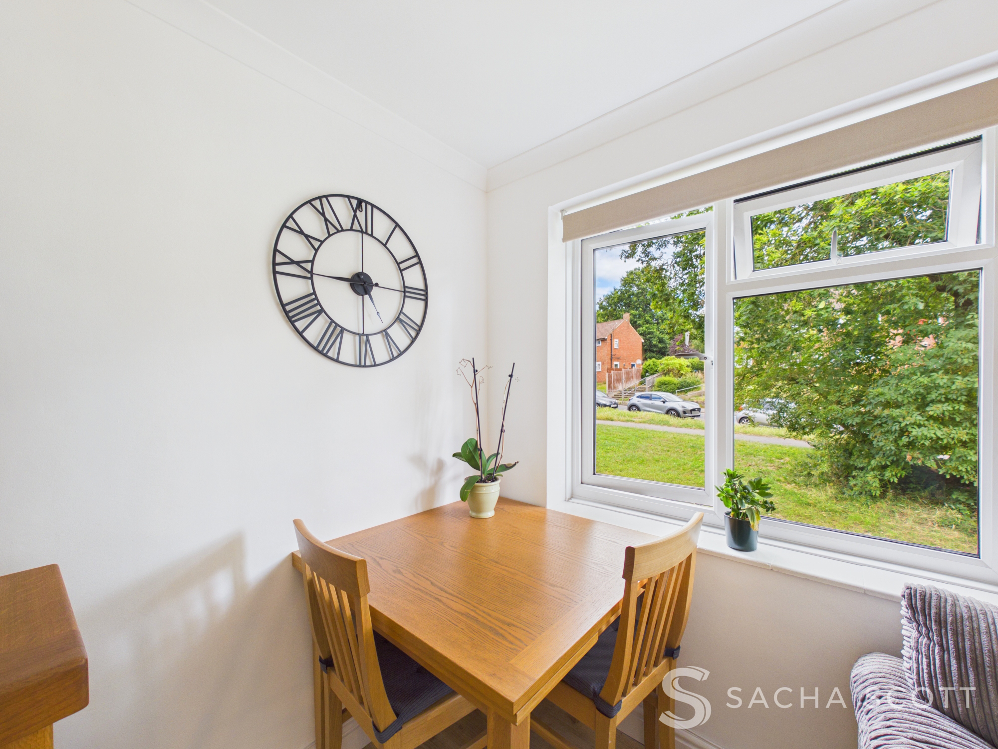 Garrison Lane, Chessington, KT9, photo 7