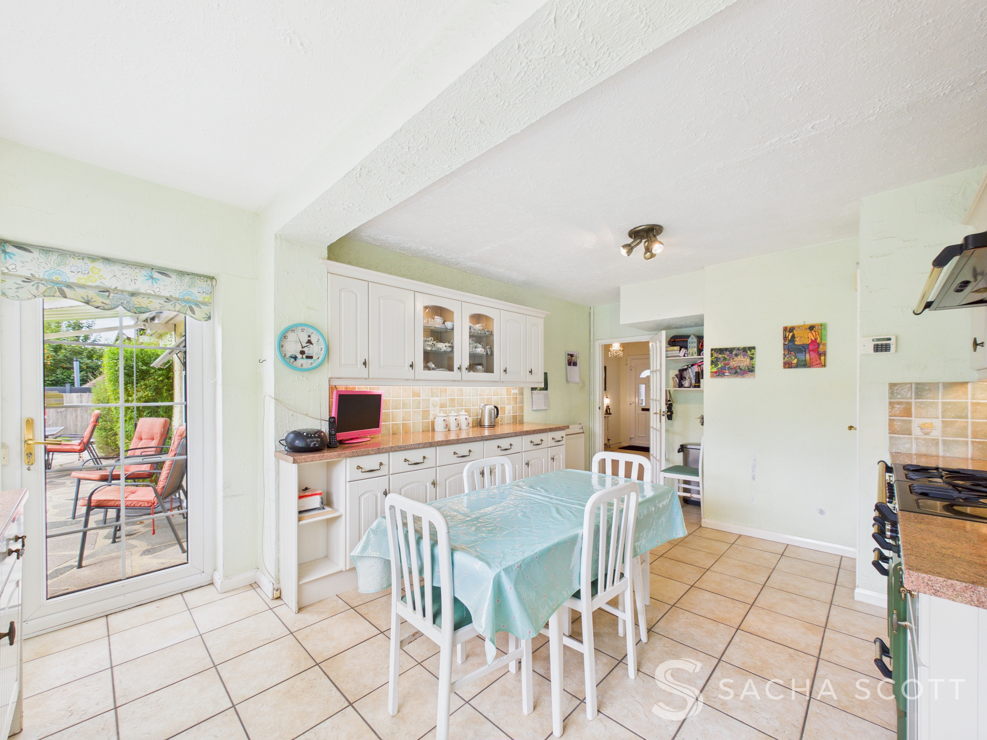 Kitchen / Breakfast Room