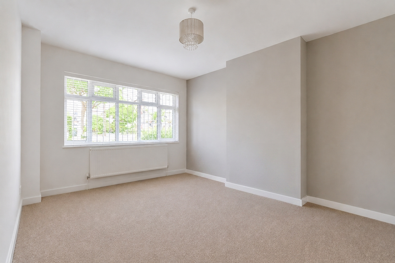 The Glade, Epsom, KT17, photo 3