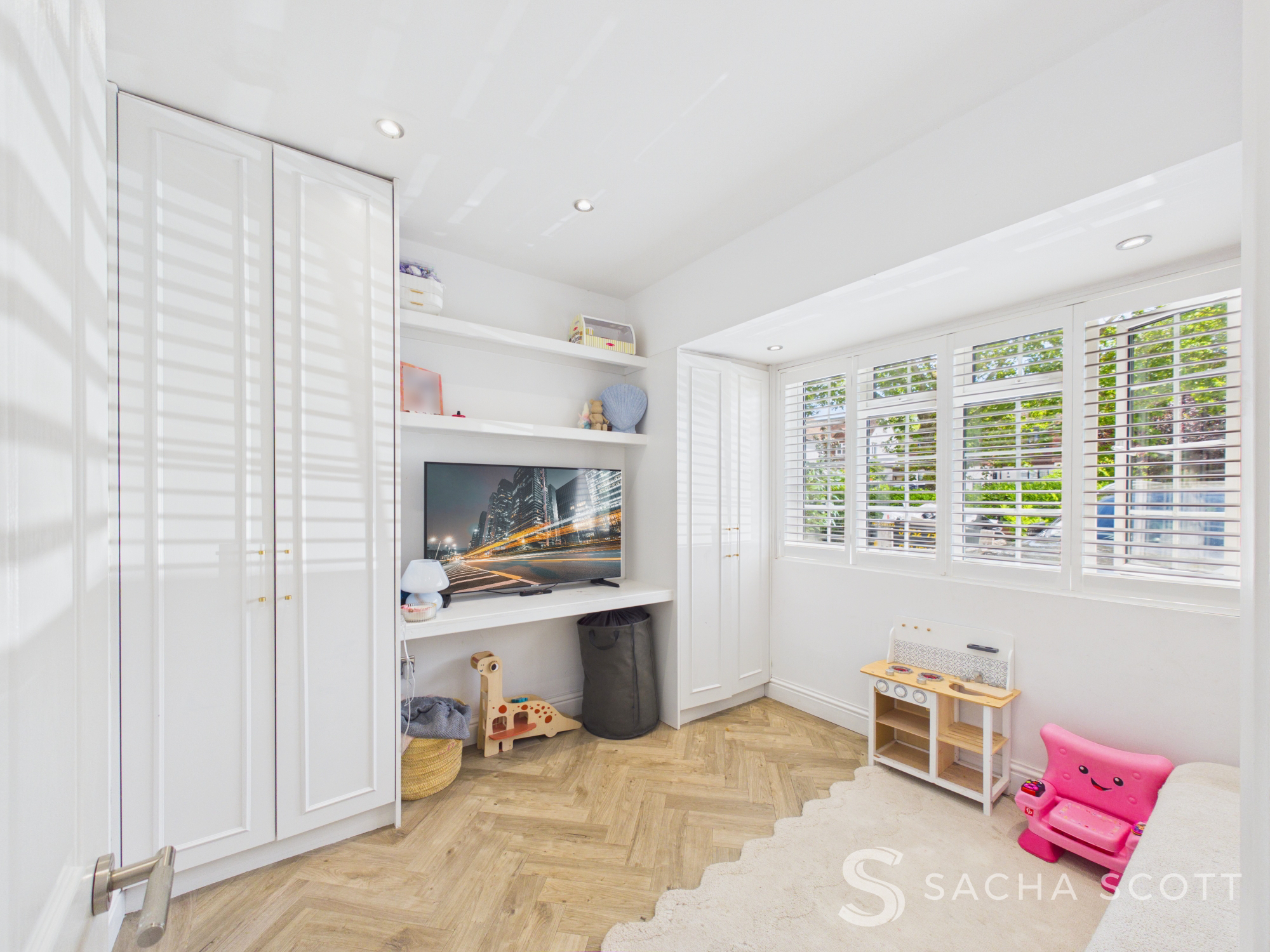 TV / Play Room