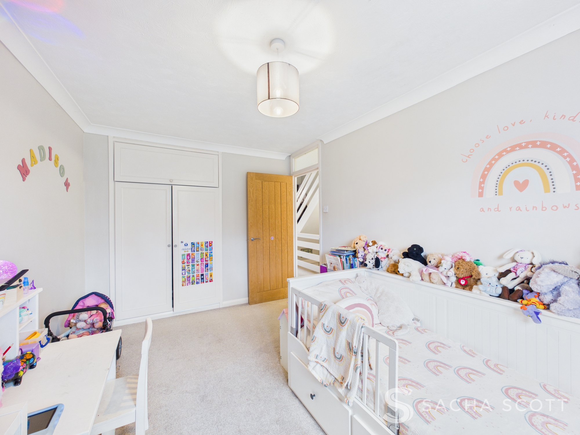 Four Bedroom Terraced Family Home, Lower Dunnymans, Banstead, SM7, photo 14