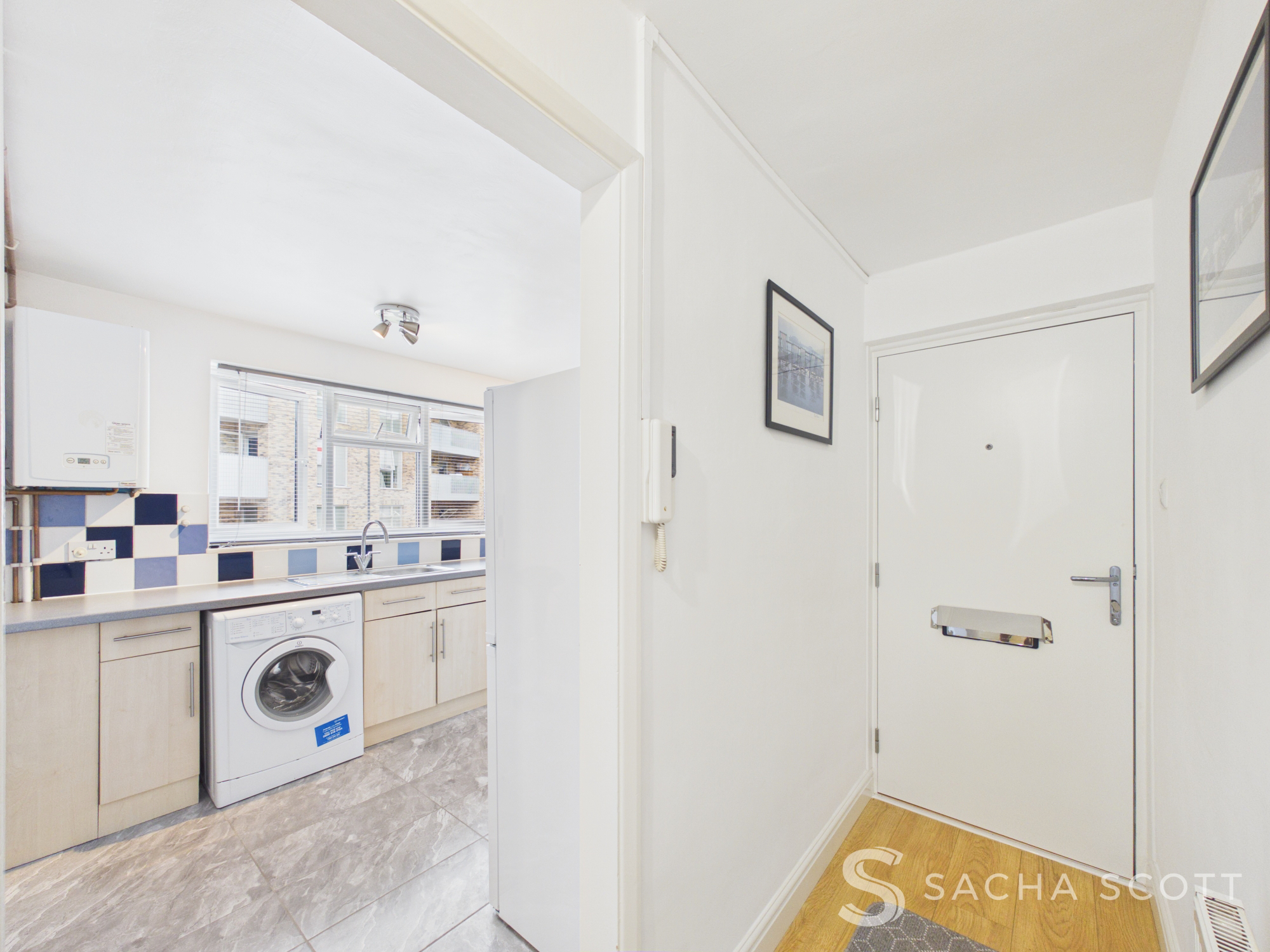 Garrison Lane, Chessington, KT9, photo 17