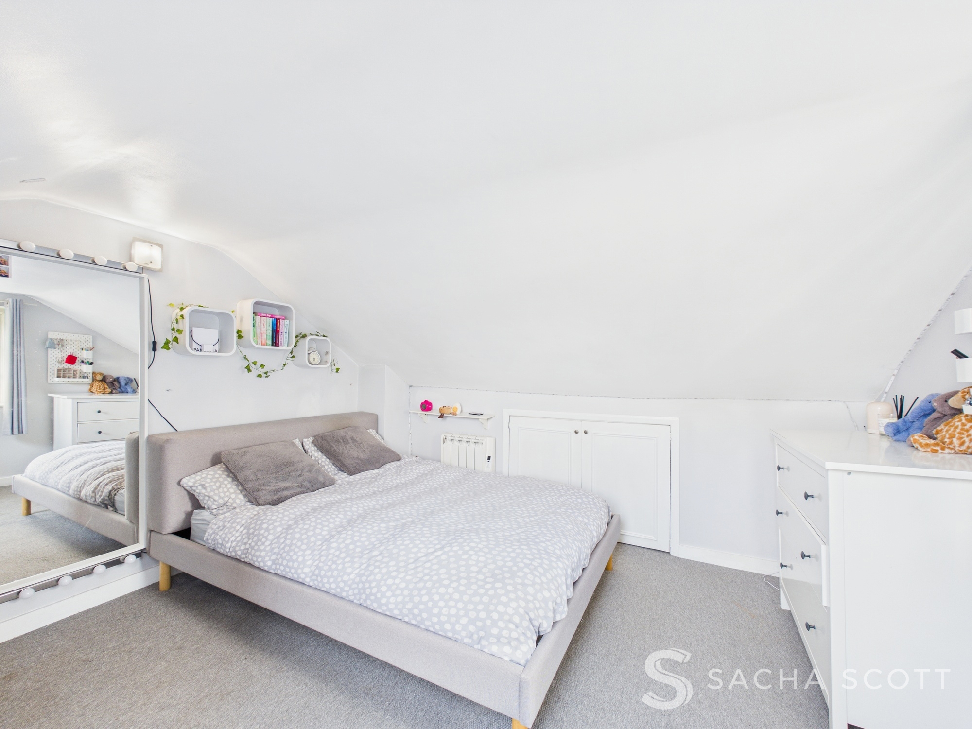 Meadow Walk, Walton On The Hill, KT20, photo 21