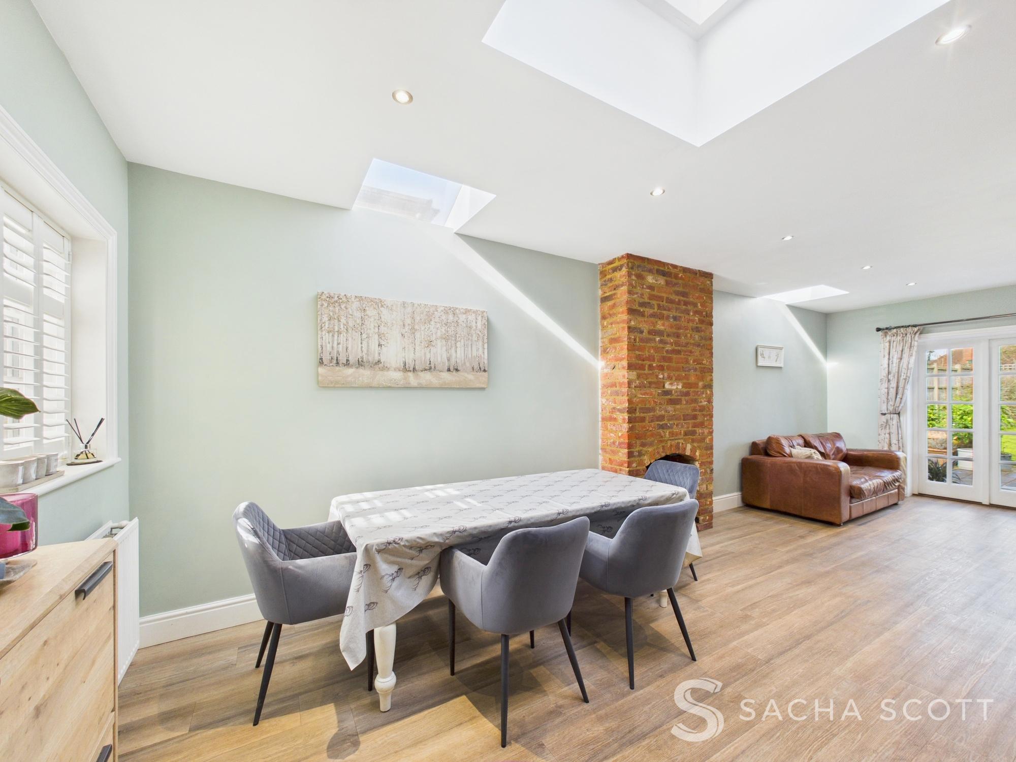 Meadow Walk, Walton On The Hill, KT20, photo 13