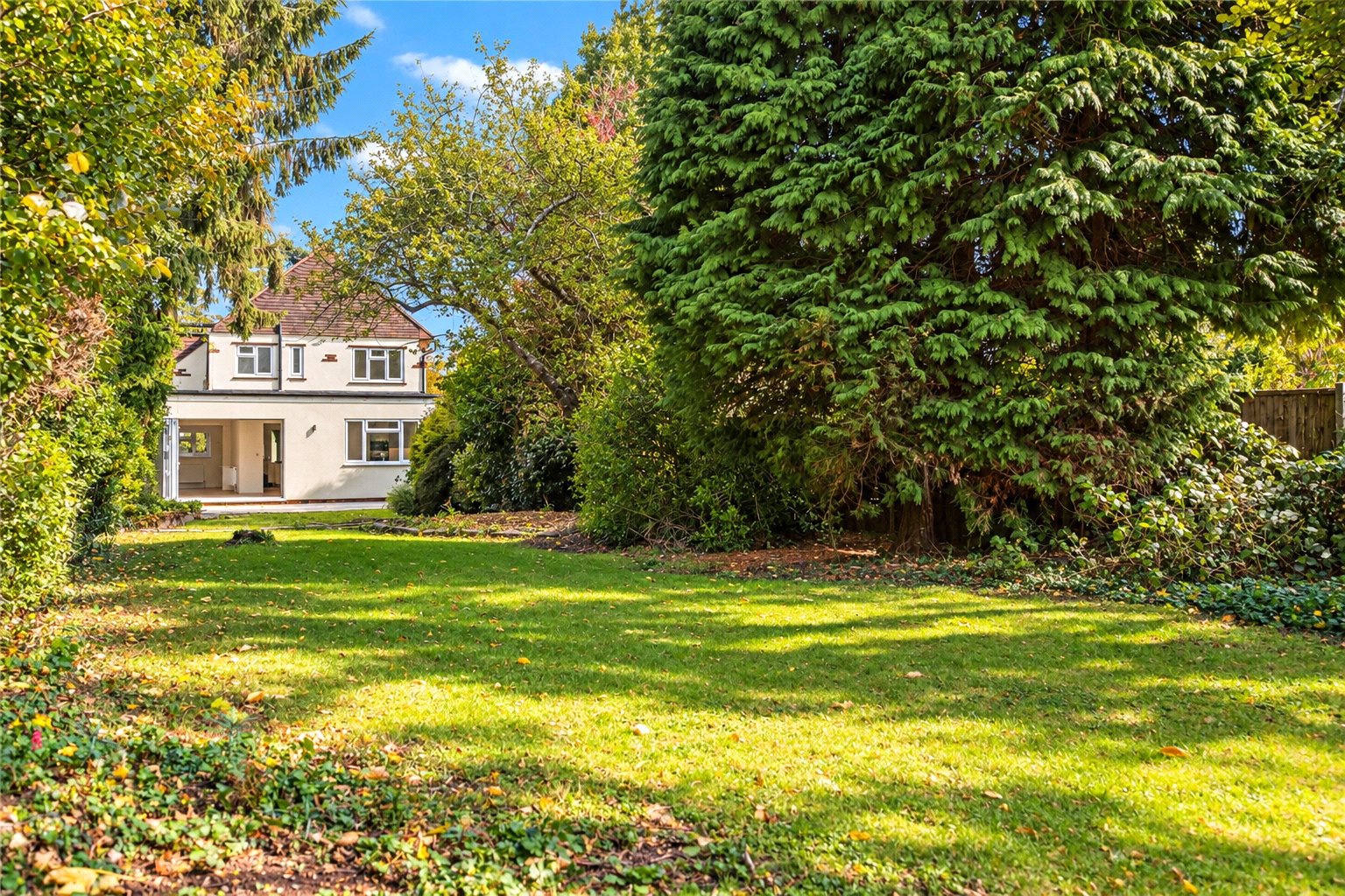 Straight Road, Old Windsor, Windsor, Berkshire, SL4, photo 2