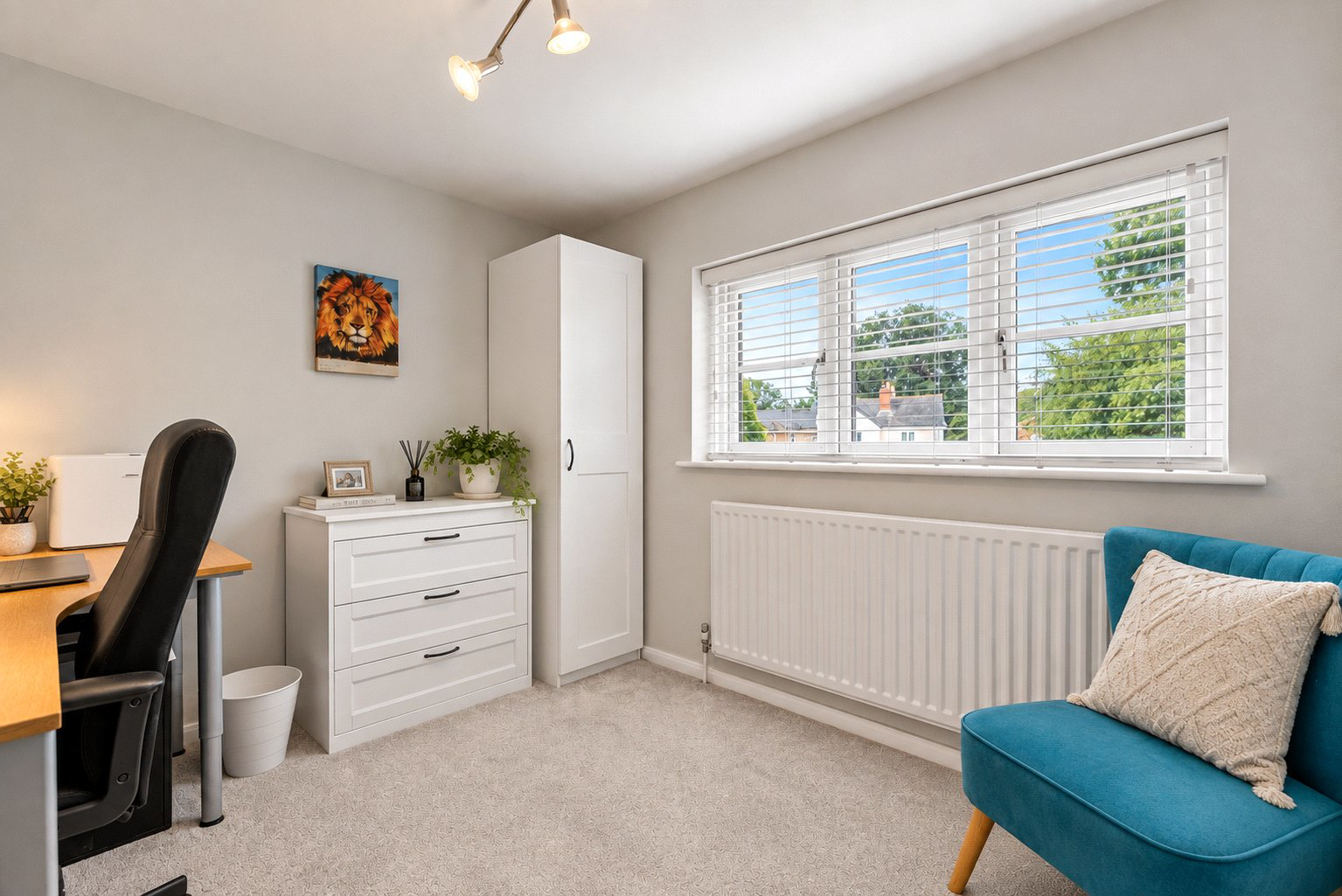 Barnsford Crescent, West End, Woking, Surrey, GU24, photo 17