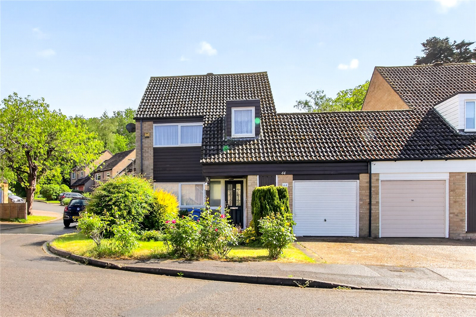 Frobisher, Bracknell, Berkshire, RG12