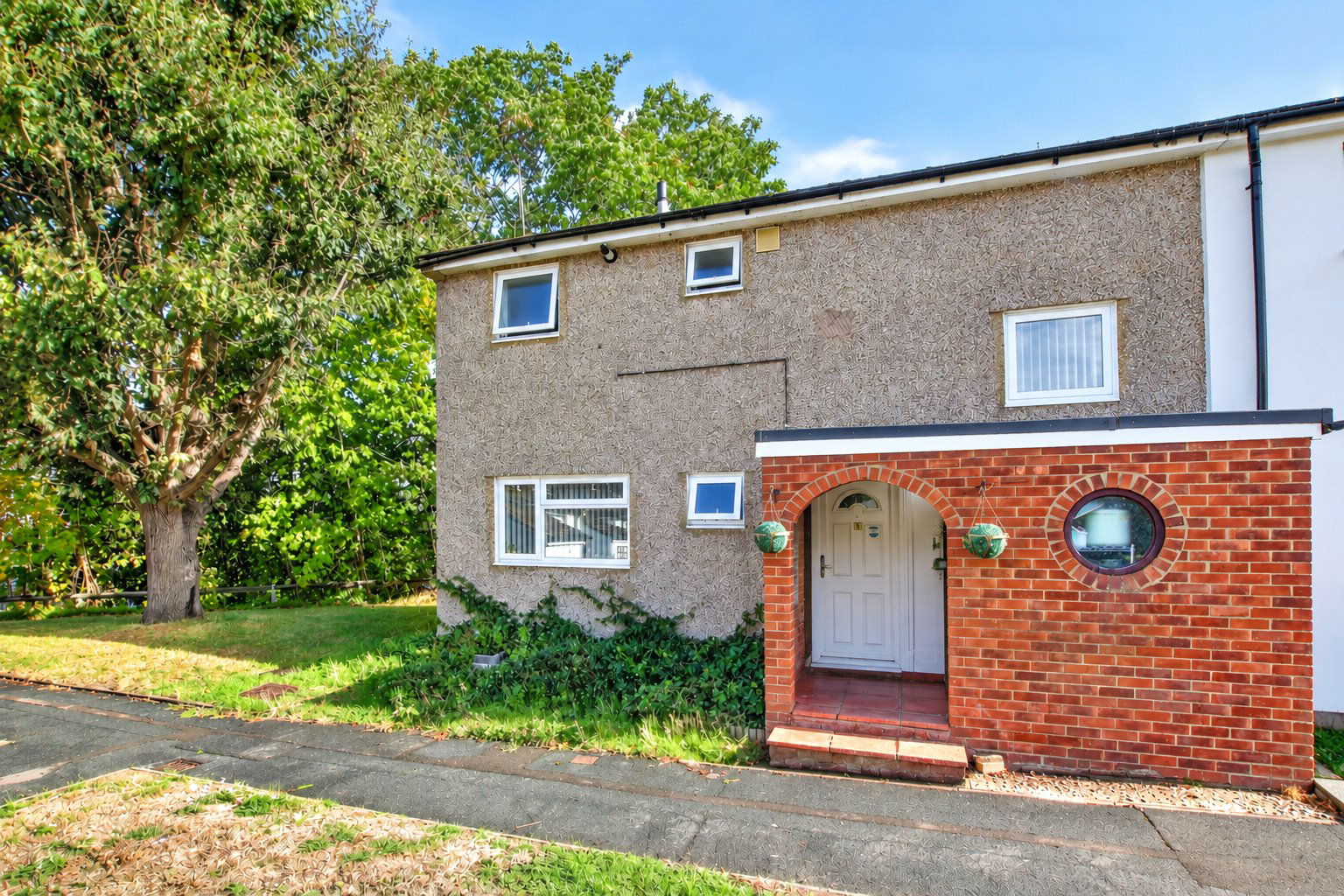 Abbotsbury, Bracknell, Berkshire, RG12
