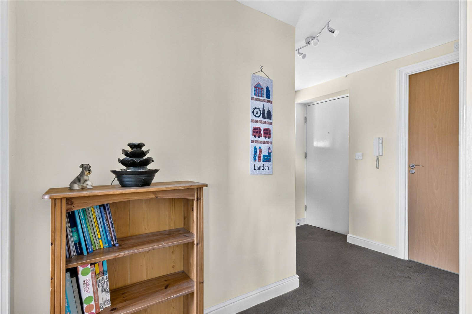 Kelvin Gate, Bracknell, RG12, photo 6