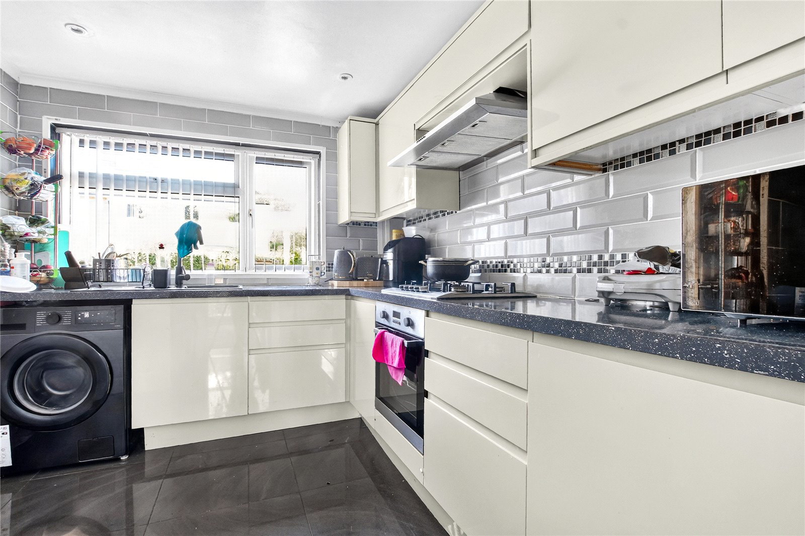 Abbotsbury, Bracknell, Berkshire, RG12, photo 2