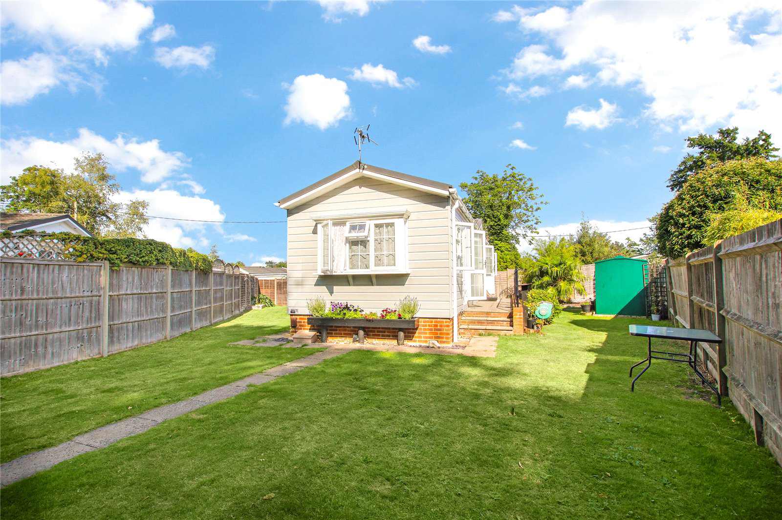Wellingtonias, Warfield Park, Bracknell, Berkshire, RG42, photo 2