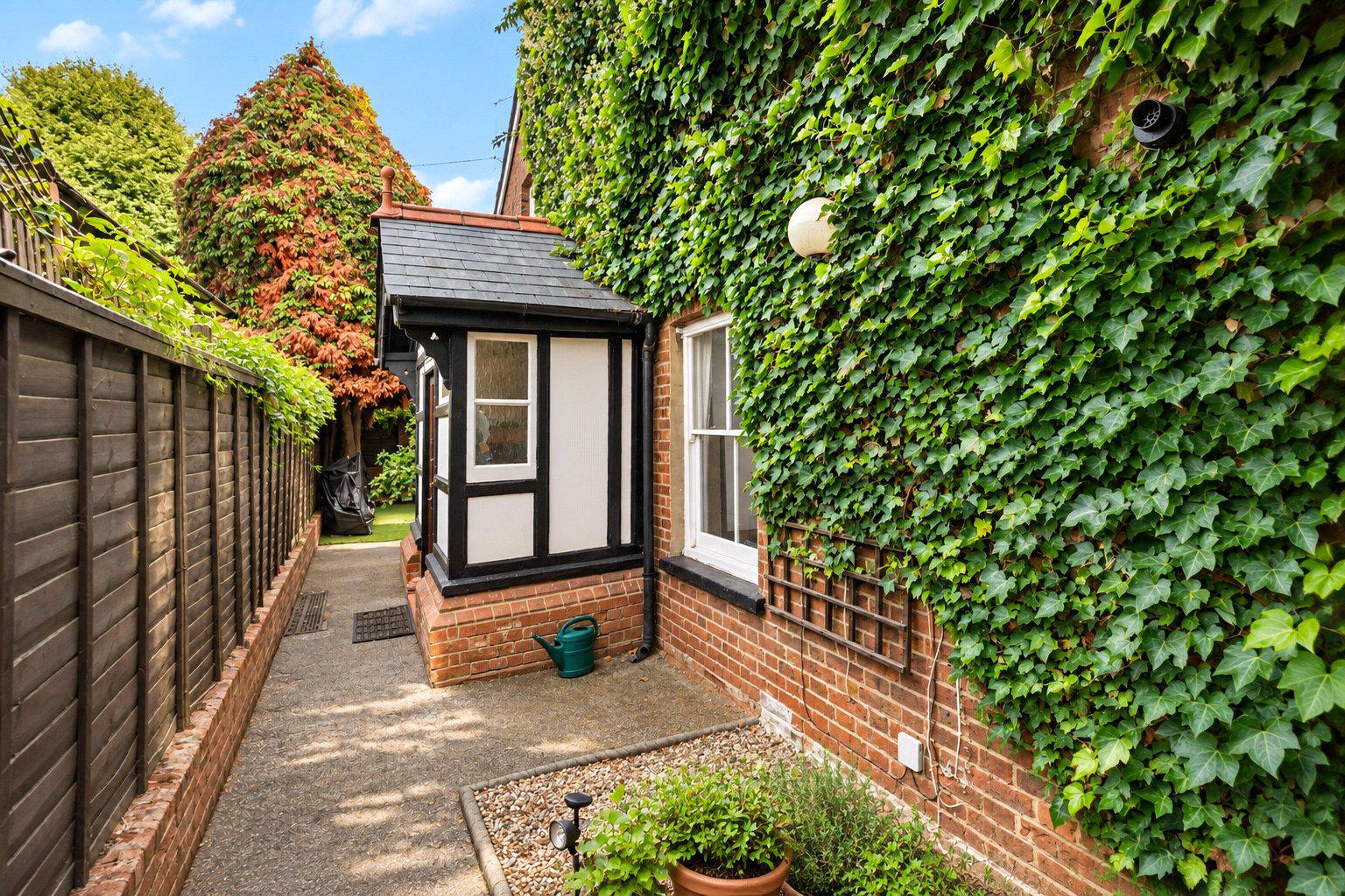 Sunninghill Road, Ascot, Berkshire, SL5, photo 2