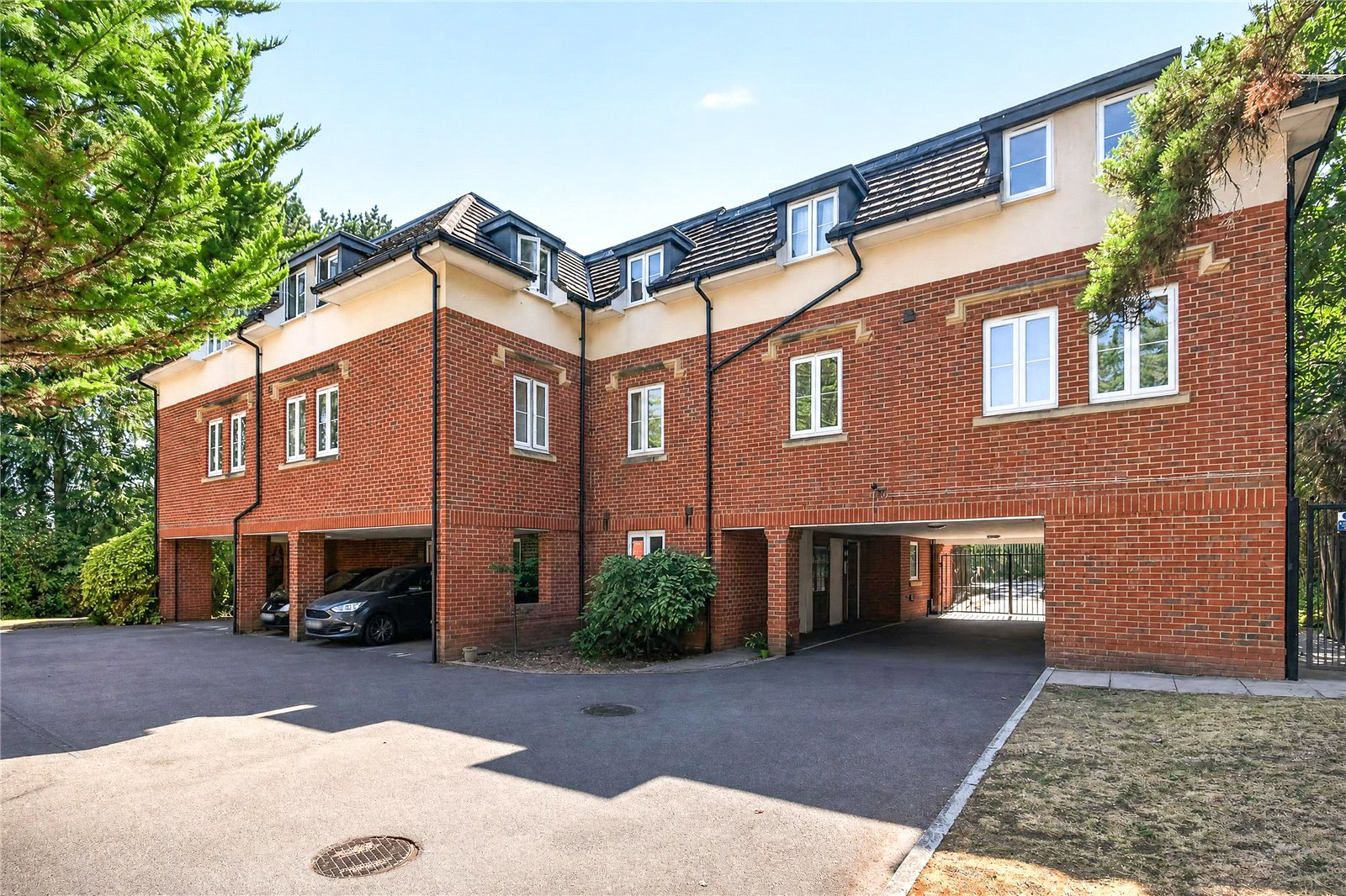 Marchmont Place, Bracknell, Berkshire, RG12