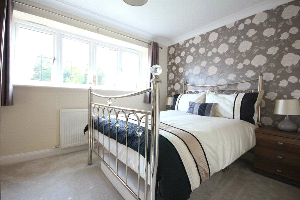 Nevelle Close, Binfield, Bracknell, Berkshire, RG42, photo 9