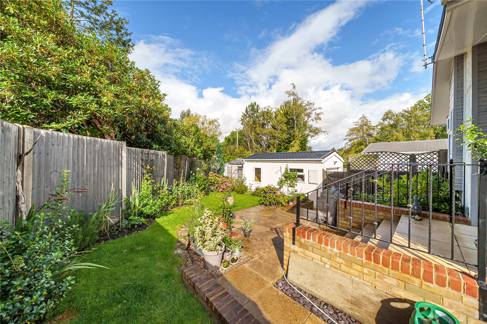 The Larches, Warfield Park, Bracknell, Berkshire, RG42, photo 11