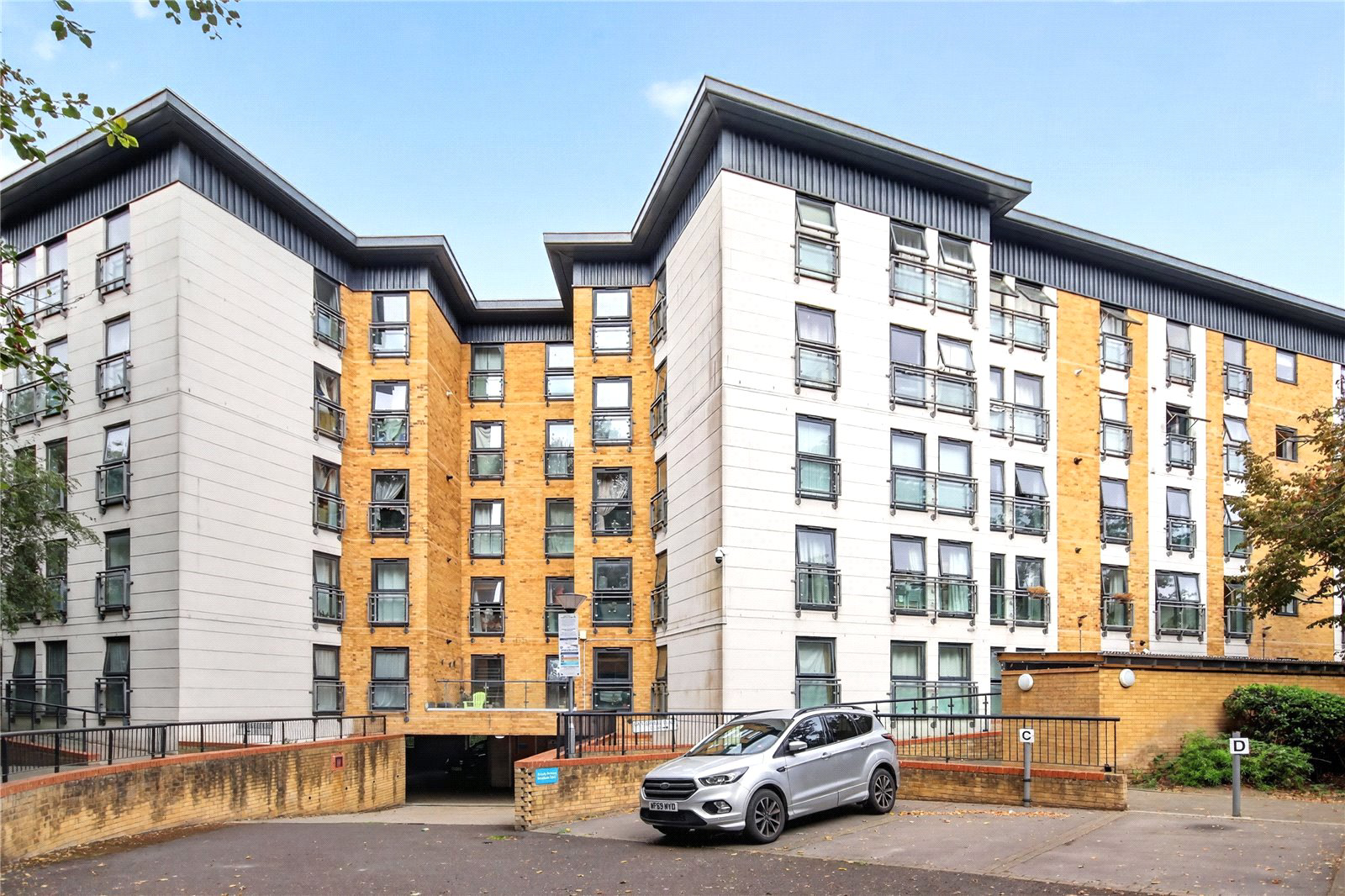 Mount Lane, Bracknell, Berkshire, RG12