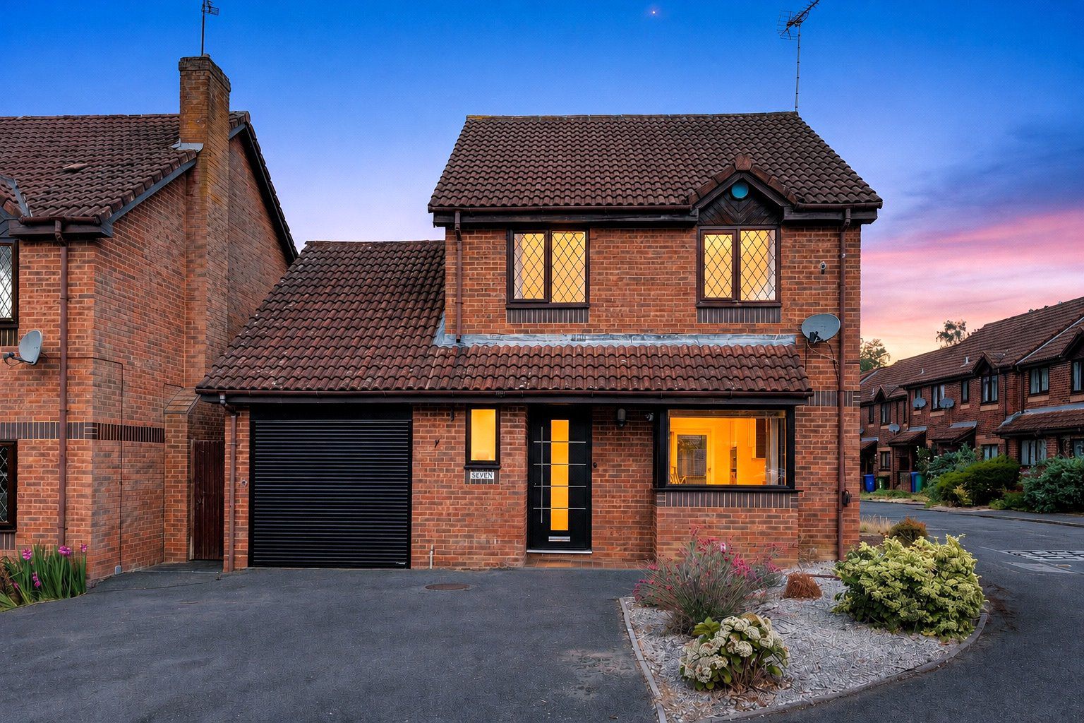 Wychwood Avenue, The Warren, Bracknell, Berkshire, RG12