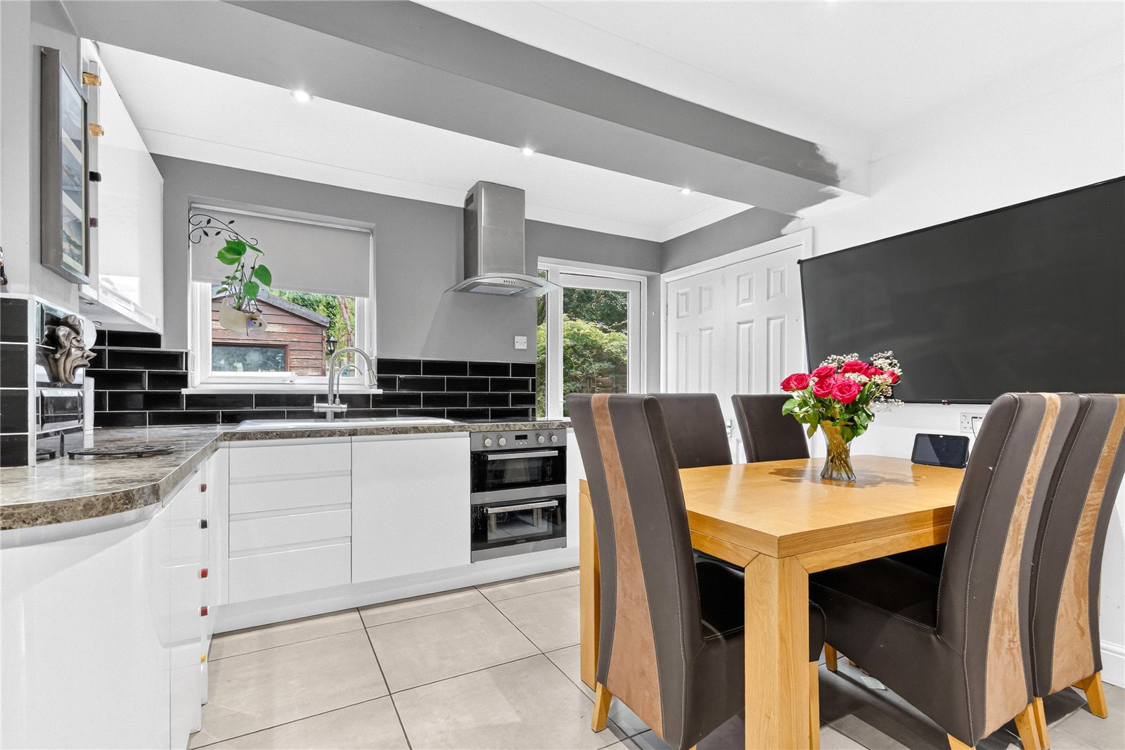 Juniper, Bracknell, Berkshire, RG12, photo 2