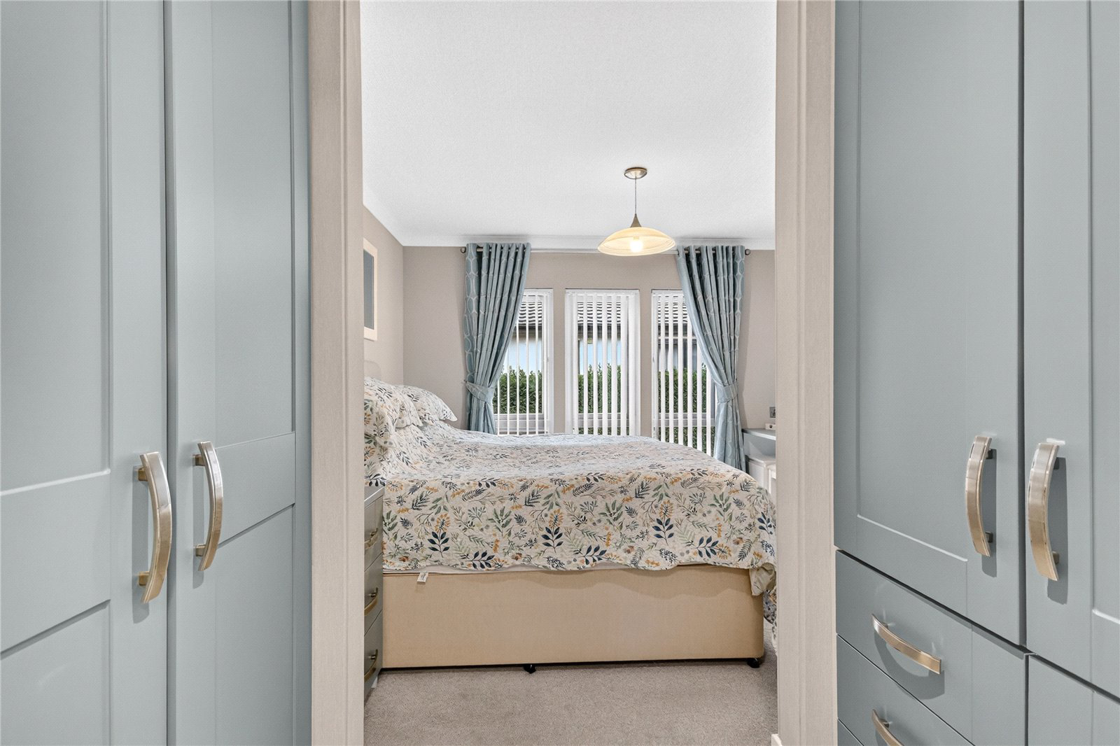 Victoria Gardens, Barkham Ride, Finchampstead, Wokingham, RG40, photo 8