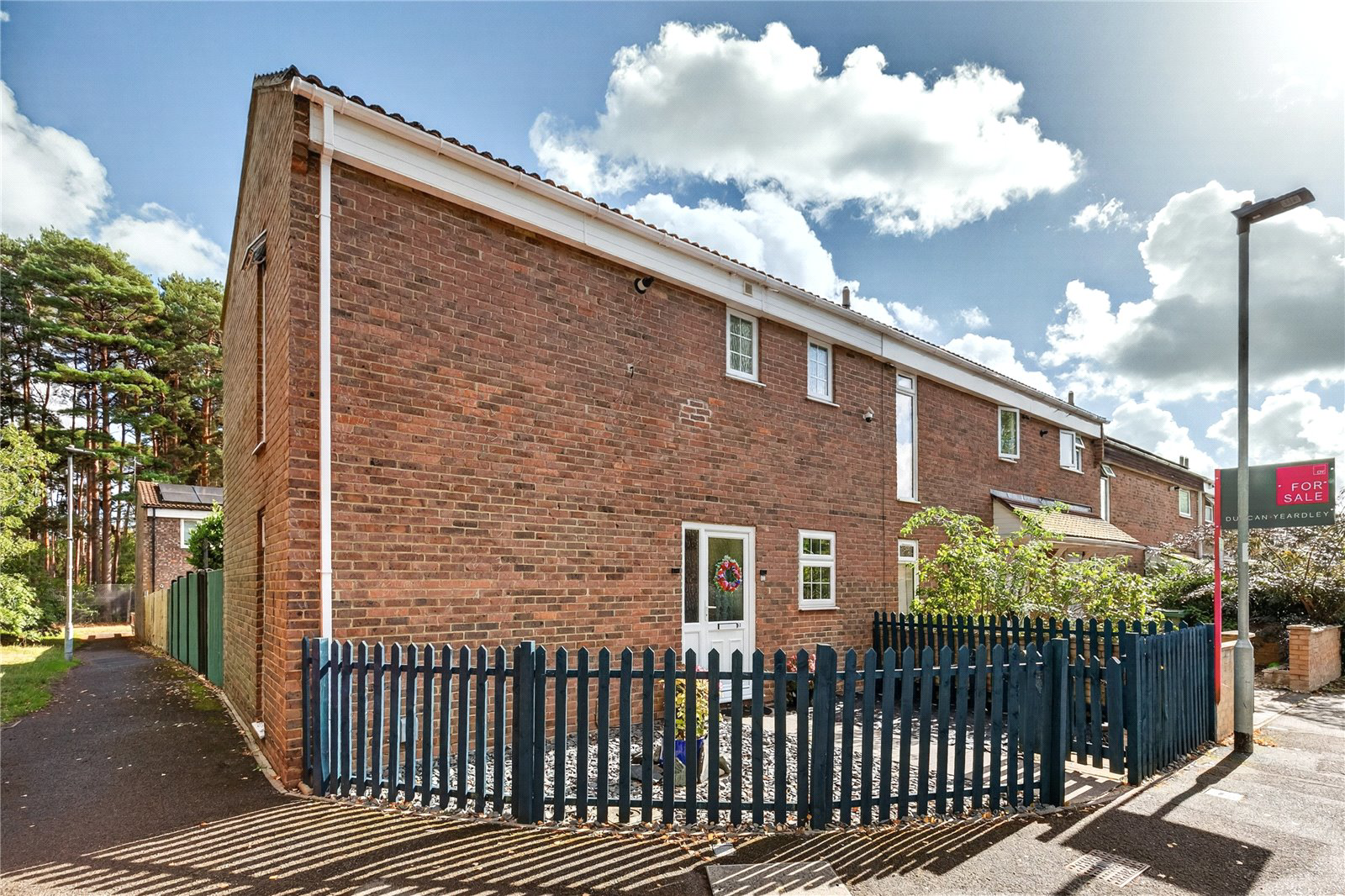 Nuthurst, Bracknell, Berkshire, RG12