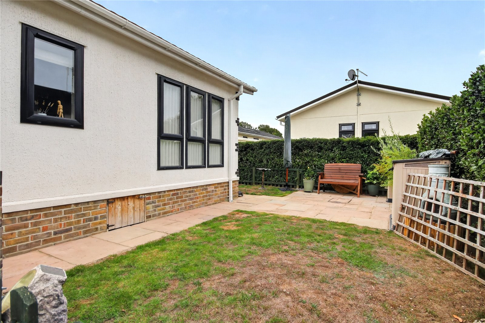 Victoria Gardens, Barkham Ride, Finchampstead, Wokingham, RG40, photo 14