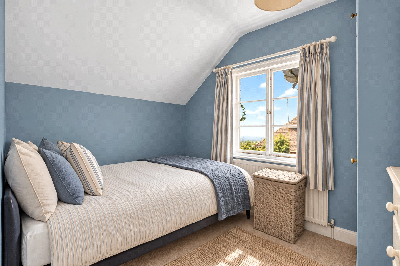 Sunninghill Road, Ascot, Berkshire, SL5, photo 12
