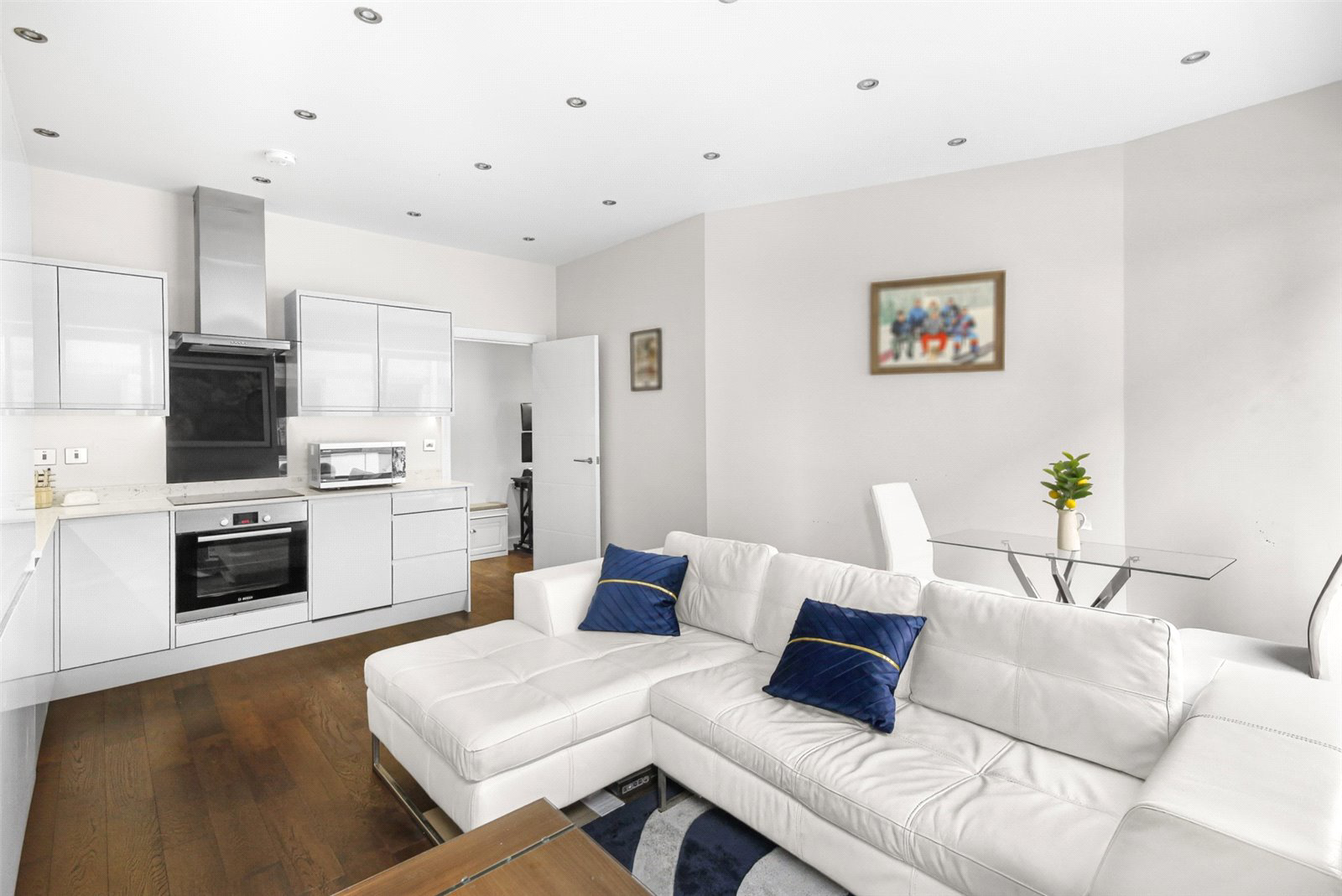 London Road, Bracknell, Berkshire, RG12