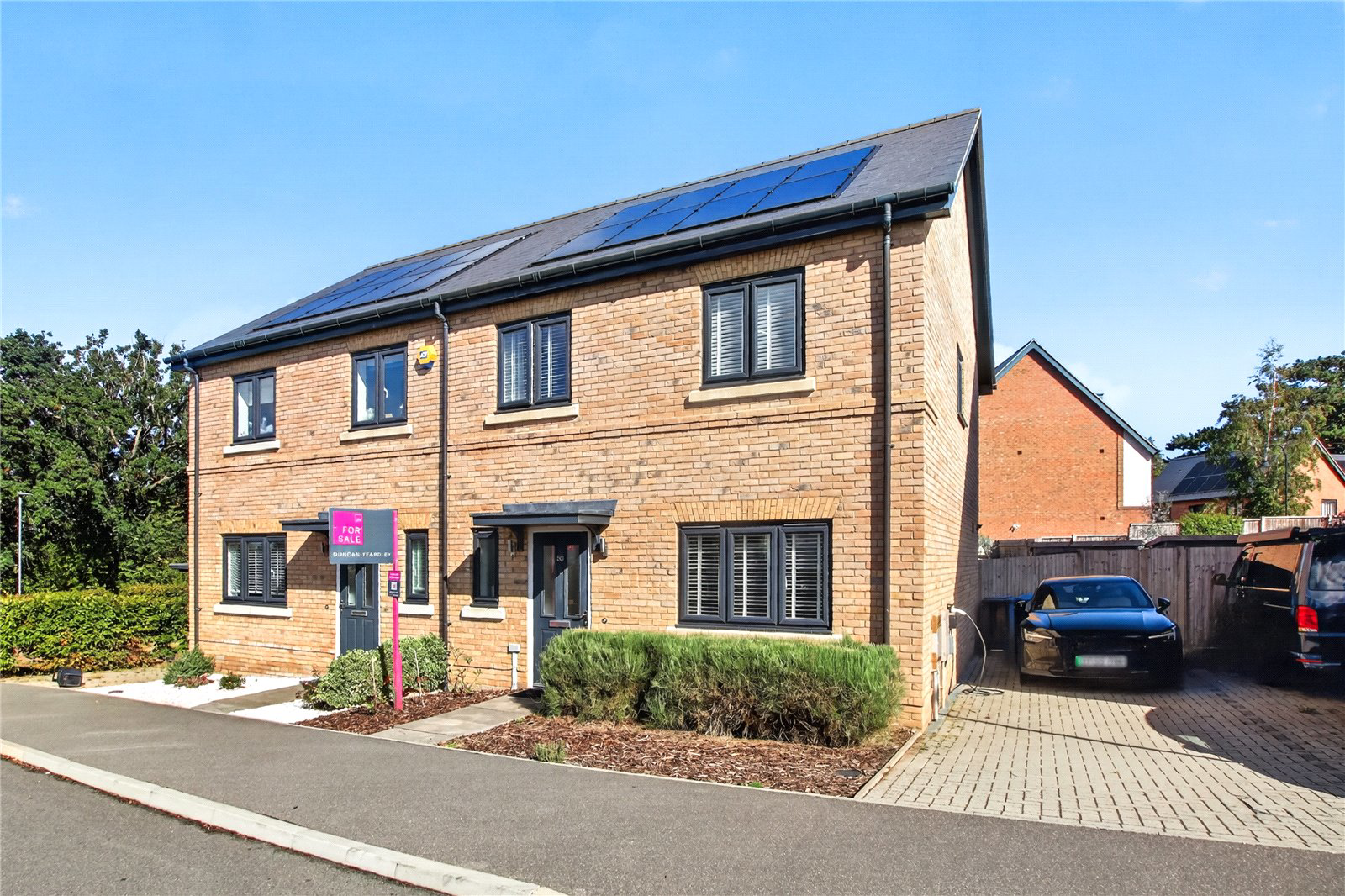 Johnstone Close, Bracknell, Berkshire, RG12